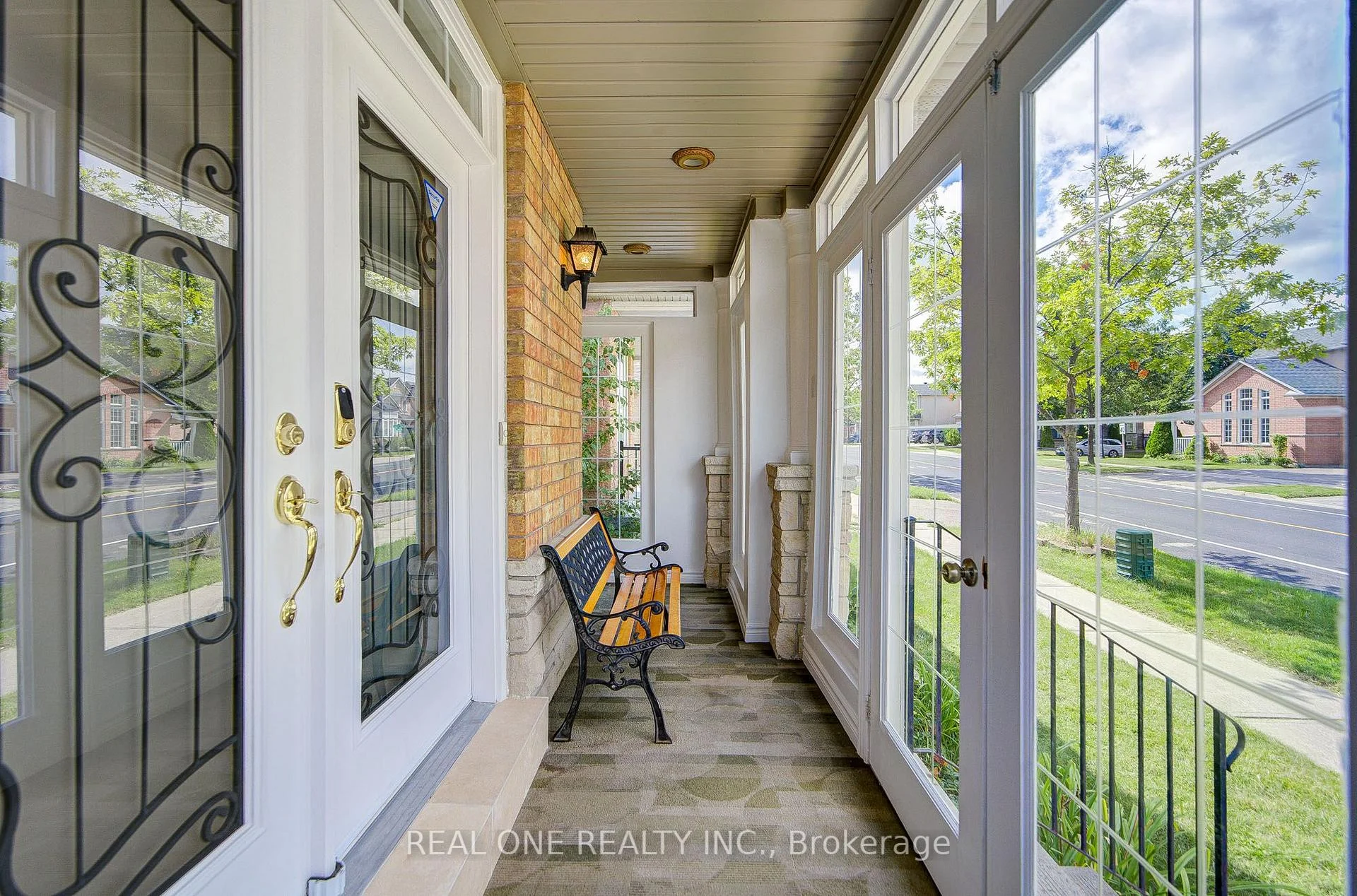 Photo 14 of 237 Ridgecrest Road, Markham, Berczy — HOMEH