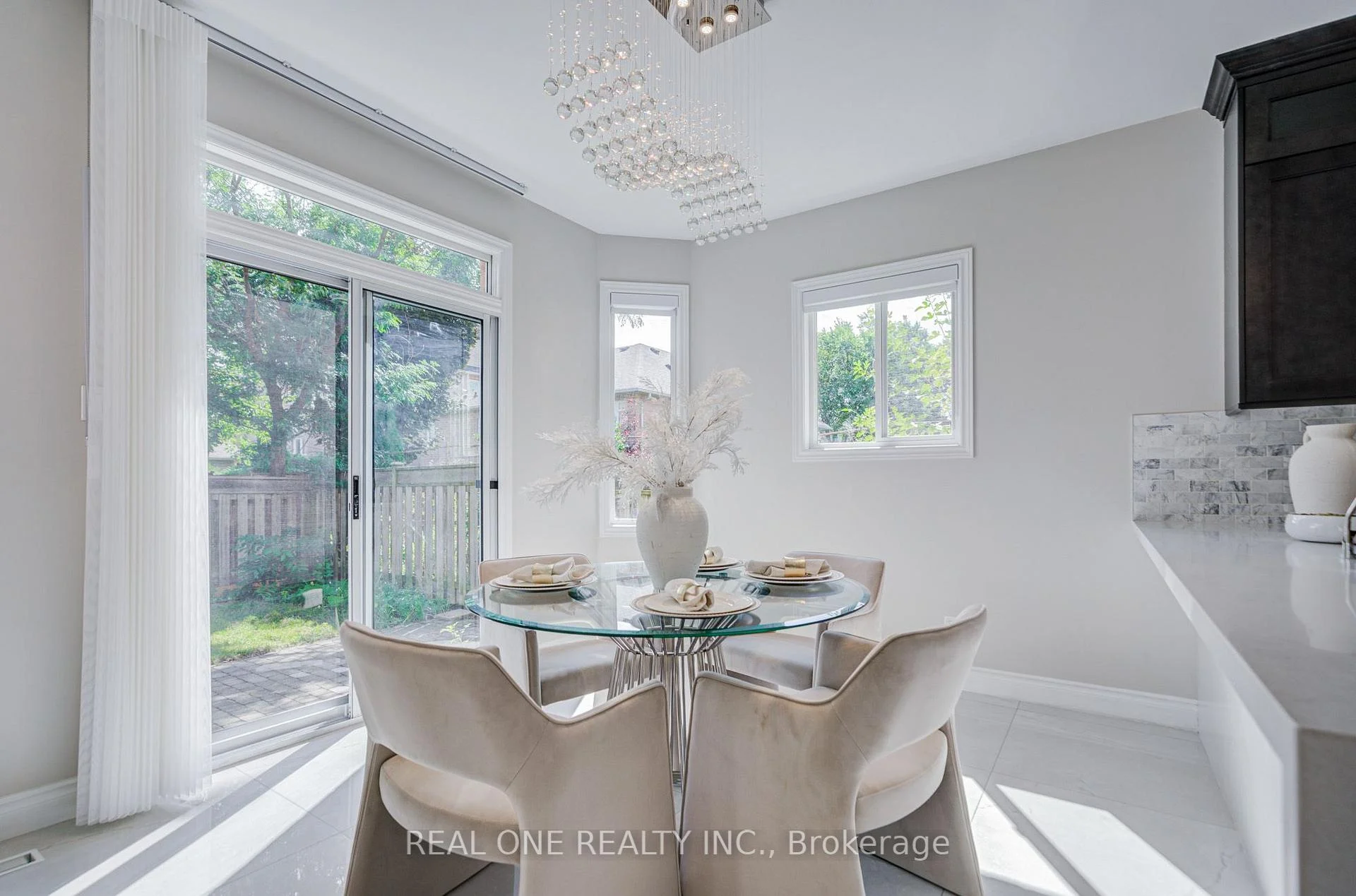 Photo 54 of 237 Ridgecrest Road, Markham, Berczy — HOMEH