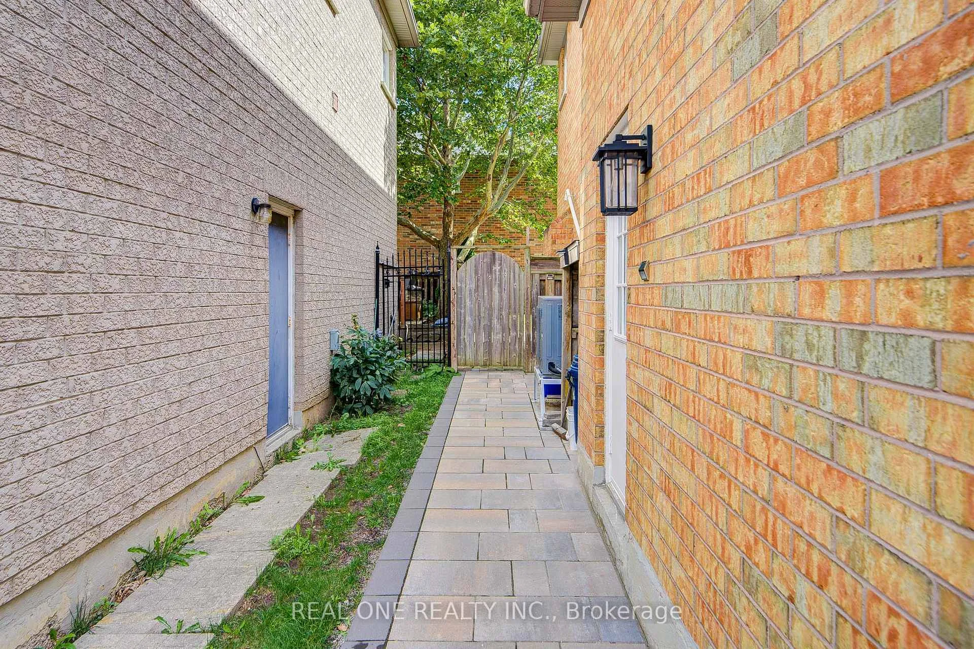 Photo 99 of 237 Ridgecrest Road, Markham, Berczy — HOMEH