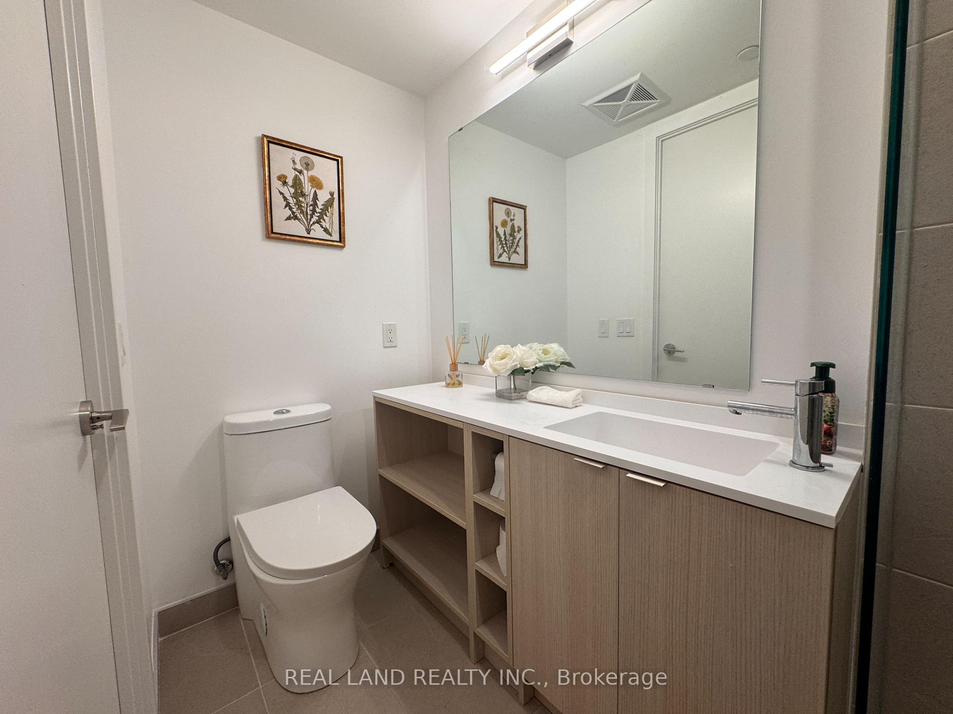 Photo 12 of Unit 1603, 100 Queen Street E, Toronto, Church-Yonge Corridor — HOMEH
