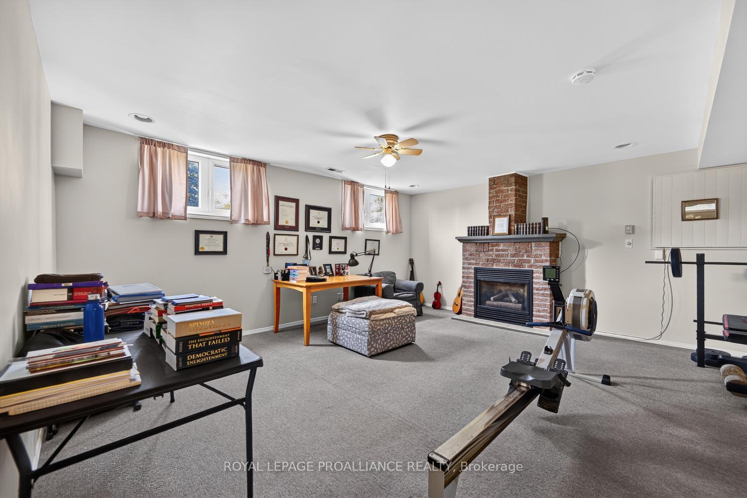Photo 20 of 1305 Brockmount Place, Brockville, Brockville — HOMEH