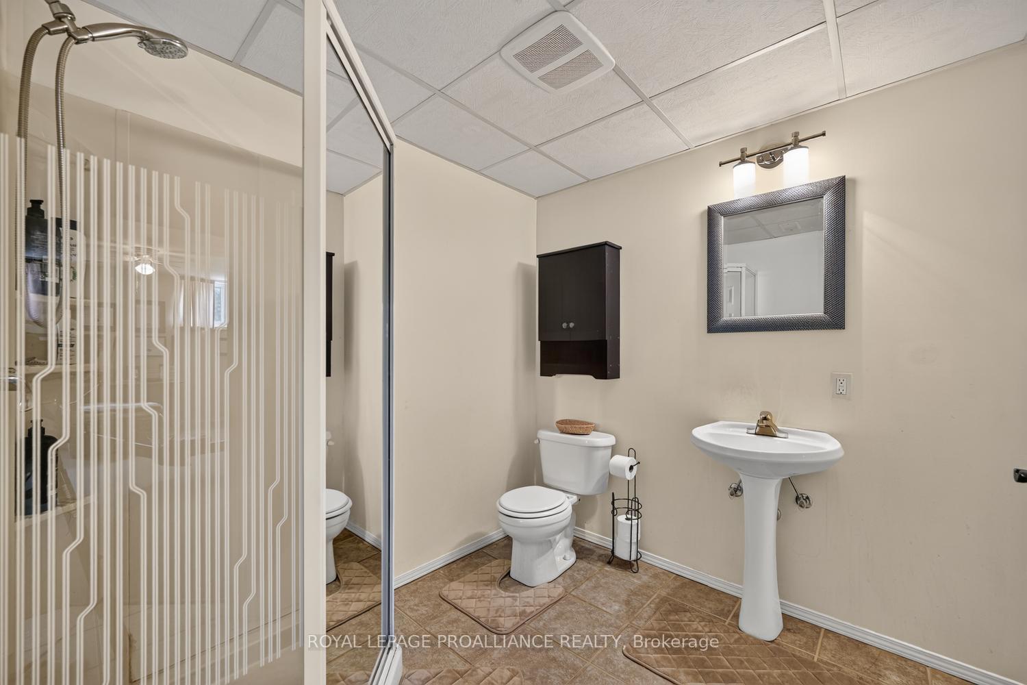 Photo 23 of 1305 Brockmount Place, Brockville, Brockville — HOMEH
