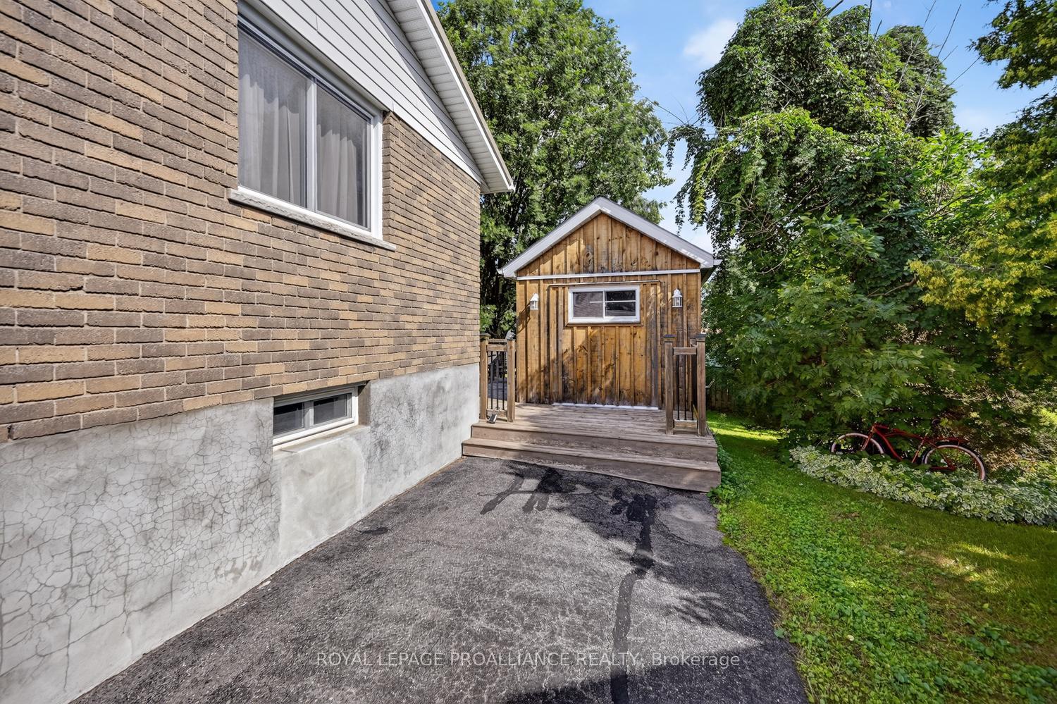 Photo 29 of 1305 Brockmount Place, Brockville, Brockville — HOMEH