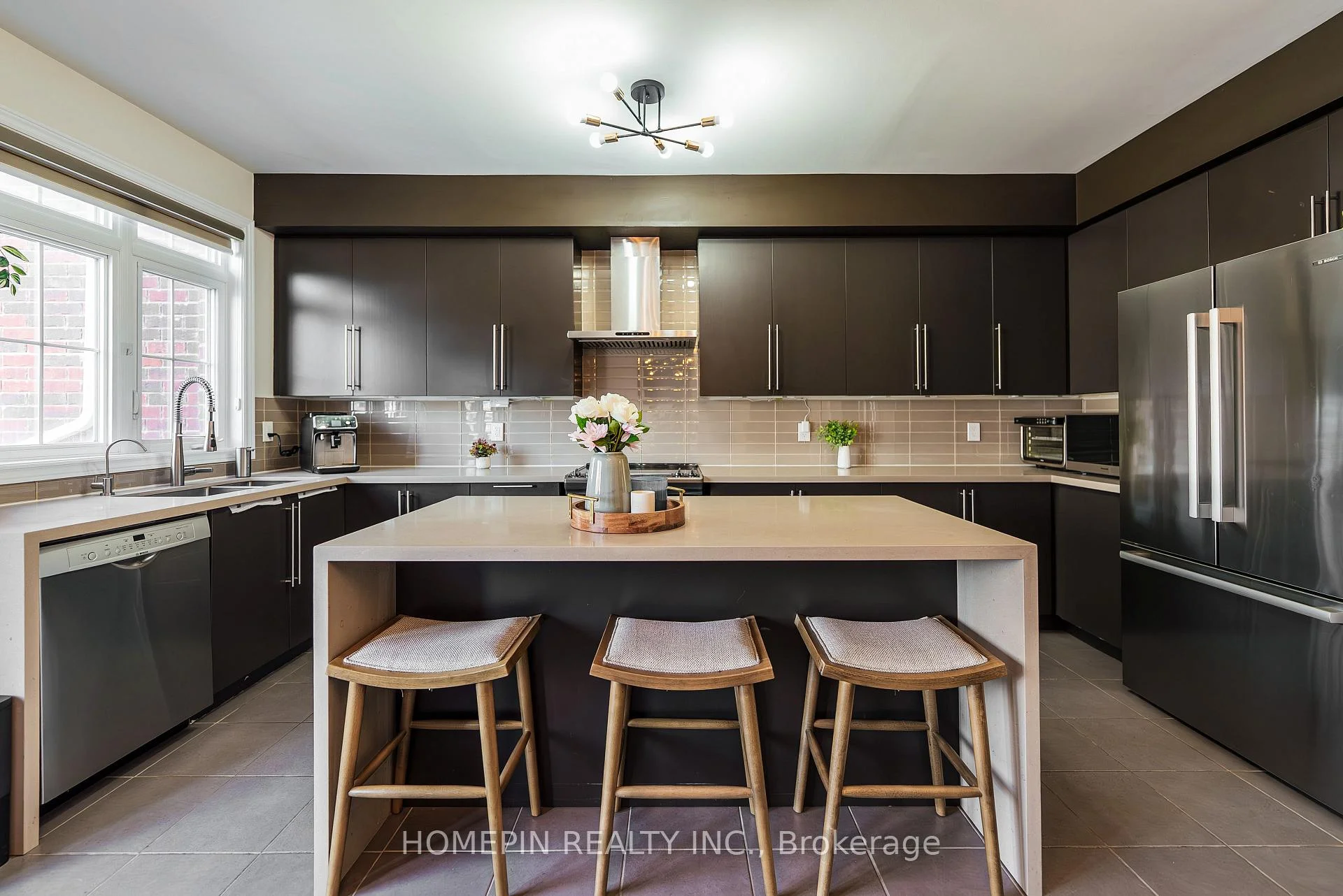 Photo 7 of 307 Dundas Way, Markham, Greensborough — HOMEH