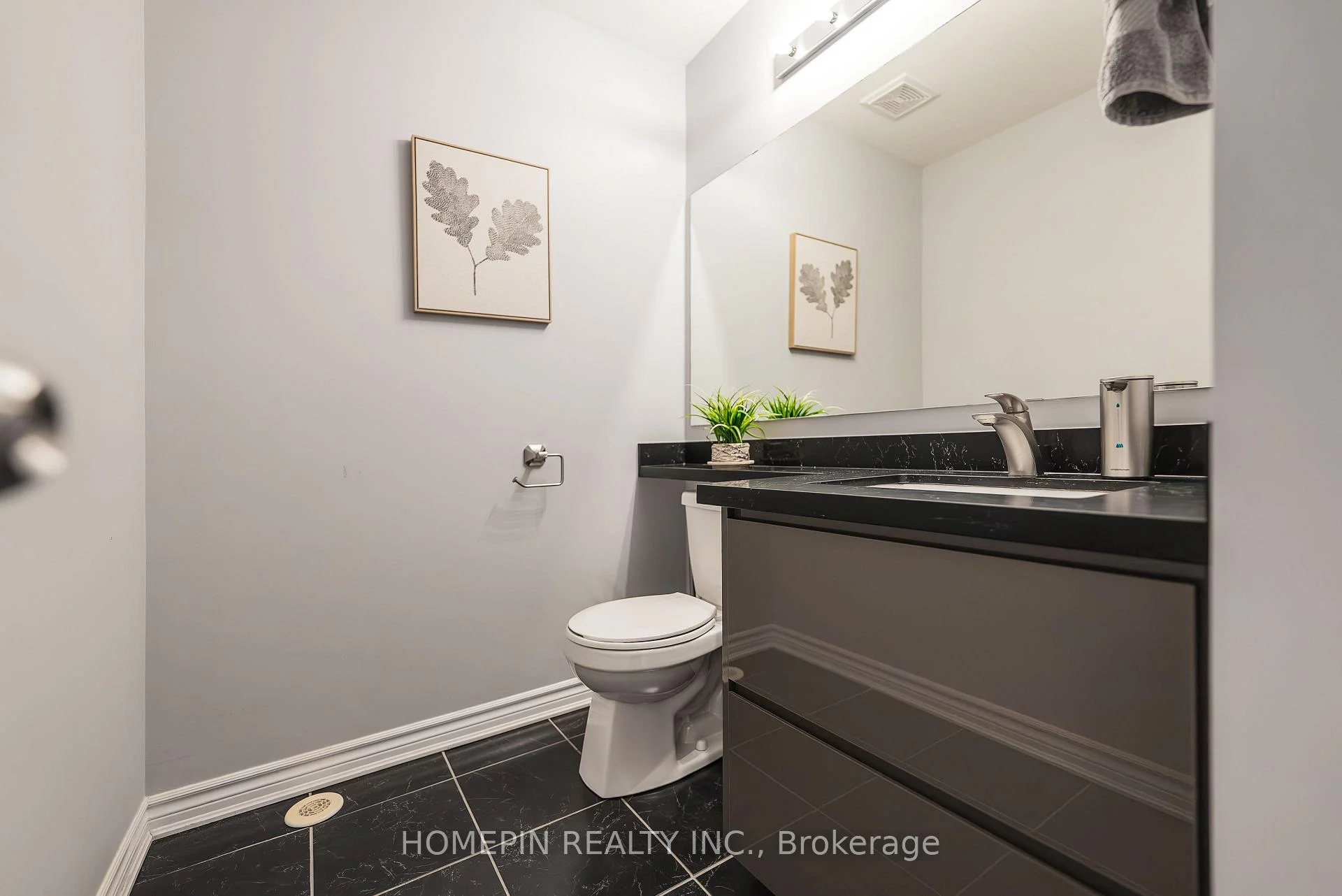 Photo 14 of 307 Dundas Way, Markham, Greensborough — HOMEH