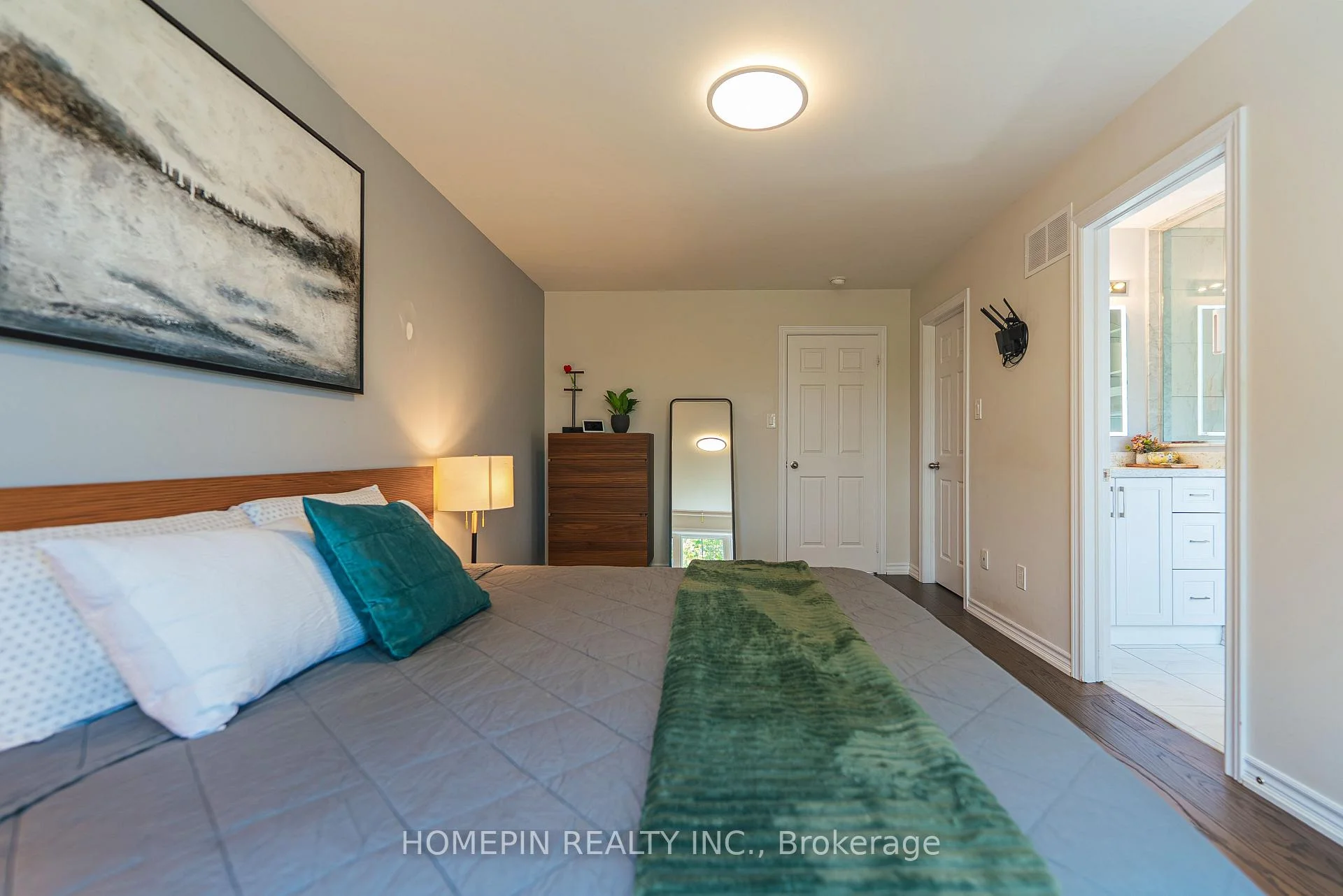 Photo 15 of 307 Dundas Way, Markham, Greensborough — HOMEH