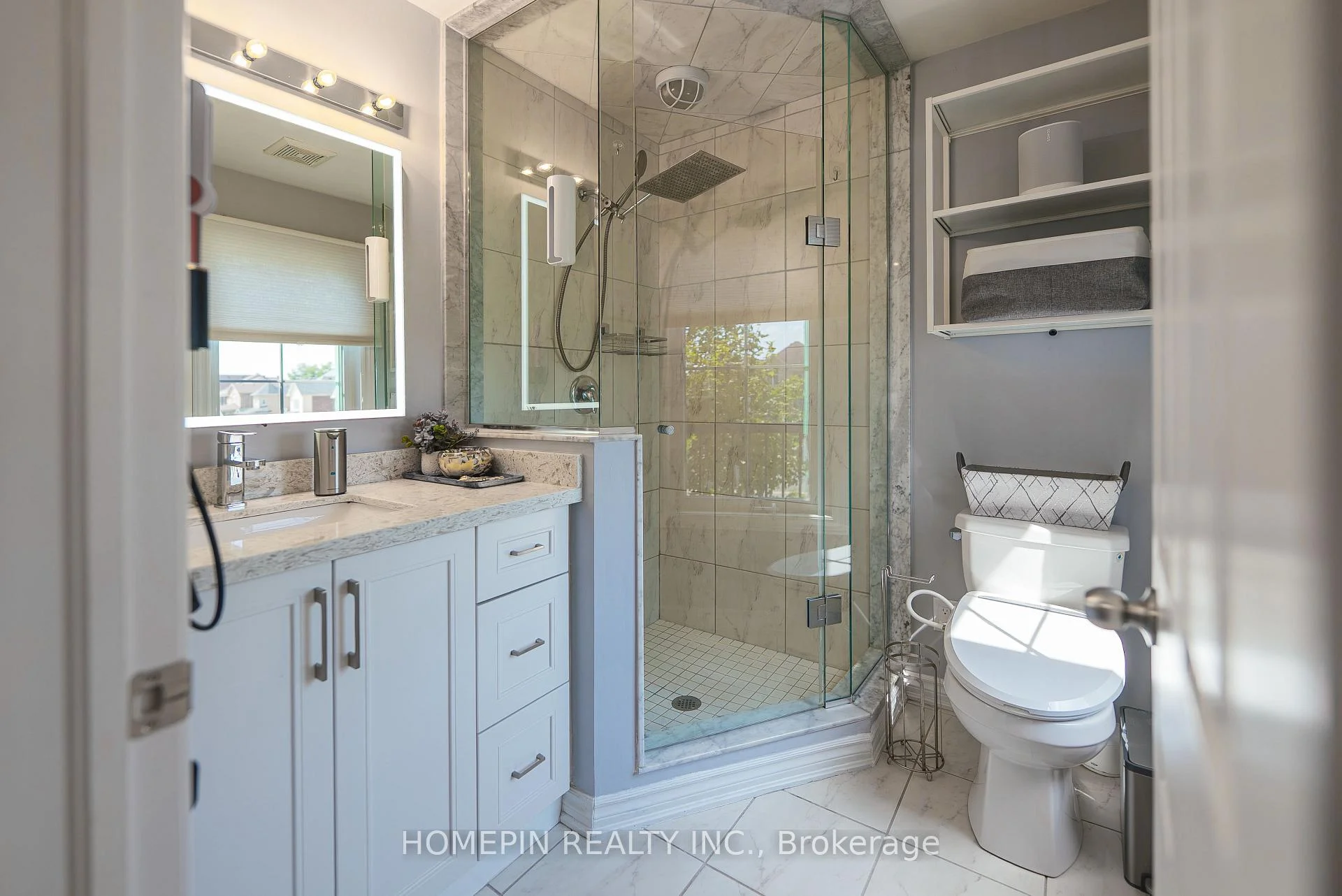 Photo 19 of 307 Dundas Way, Markham, Greensborough — HOMEH
