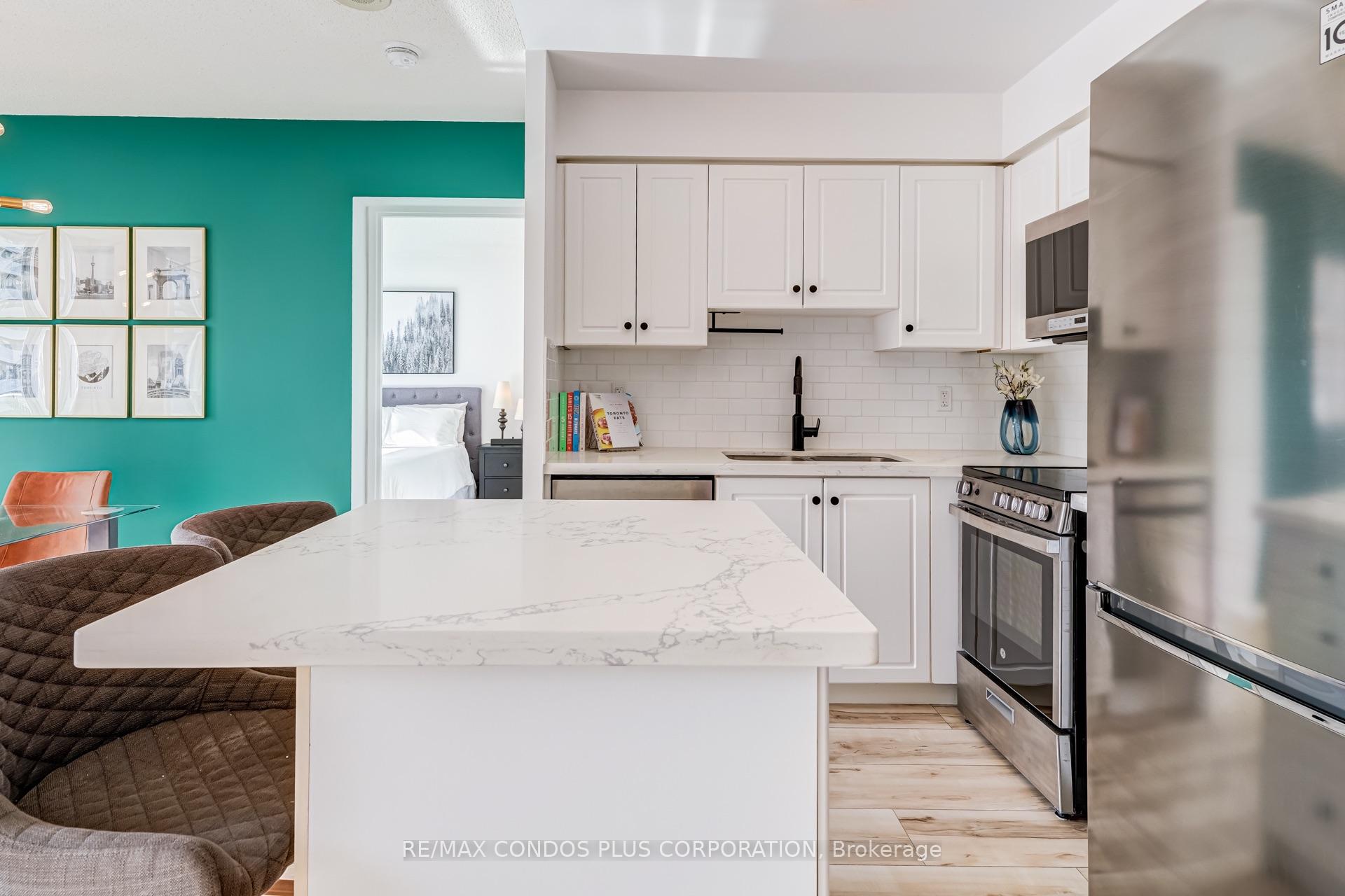 Photo 1 of Unit 1901, 43 Eglinton Avenue E, Toronto, Mount Pleasant West — HOMEH