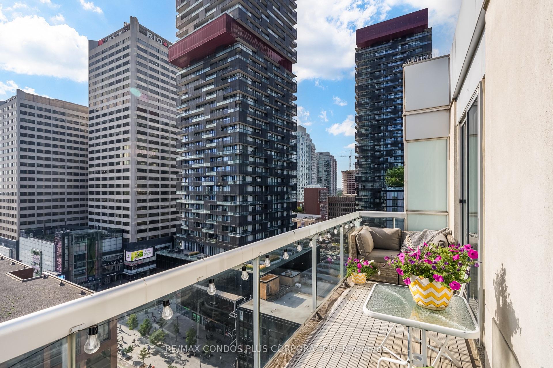 Photo 18 of Unit 1901, 43 Eglinton Avenue E, Toronto, Mount Pleasant West — HOMEH