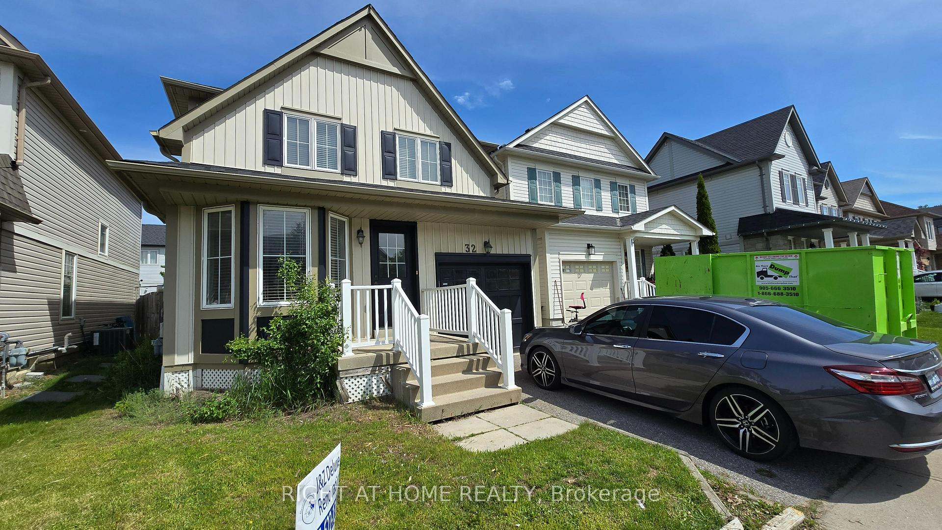 Photo 18 of 32 Donlevy Crescent, Whitby, Taunton North — HOMEH