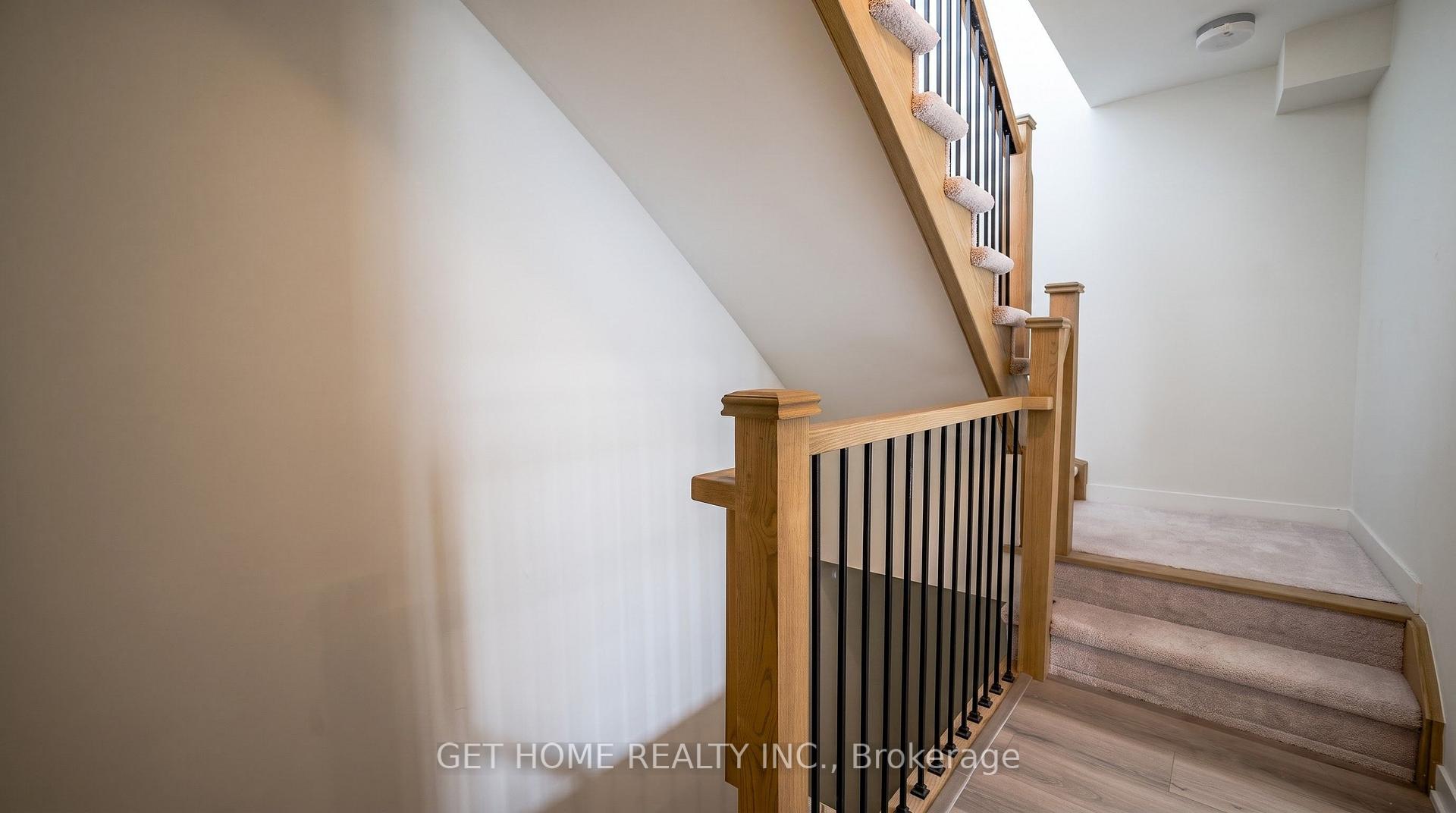 Photo 32 of Unit 5, 3415 Ridgeway Drive, Mississauga, Erin Mills — HOMEH
