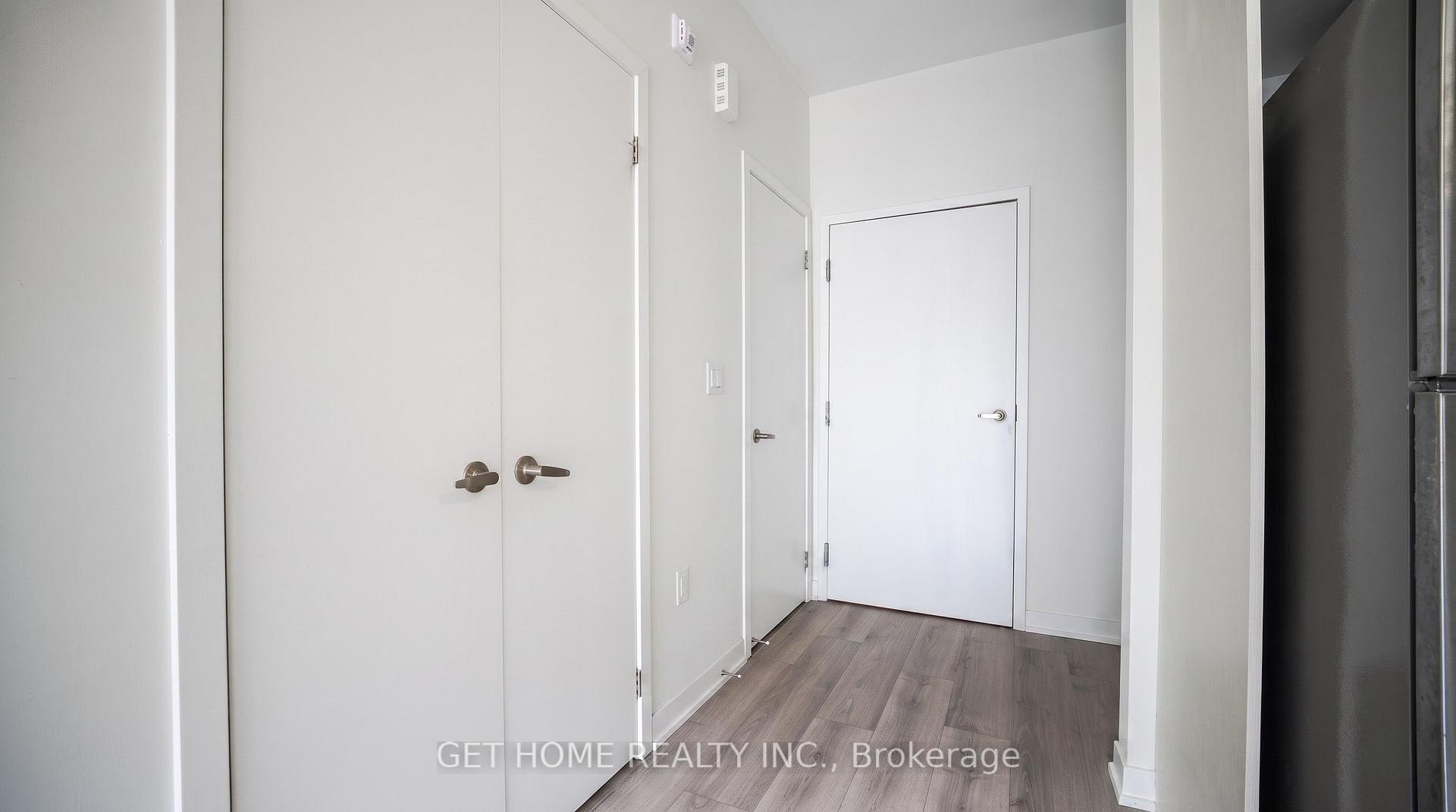 Photo 26 of Unit 5, 3415 Ridgeway Drive, Mississauga, Erin Mills — HOMEH