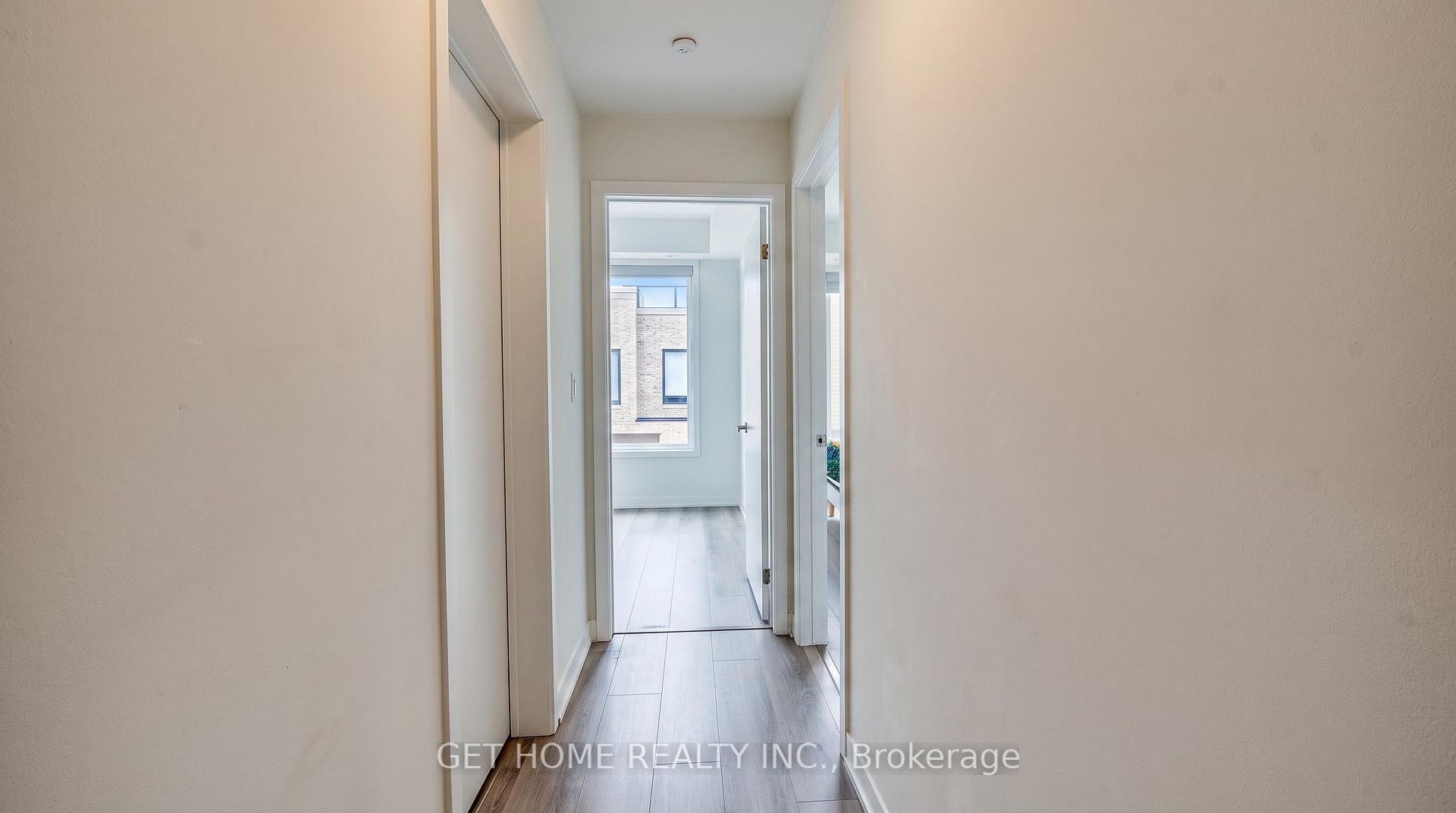 Photo 11 of Unit 5, 3415 Ridgeway Drive, Mississauga, Erin Mills — HOMEH