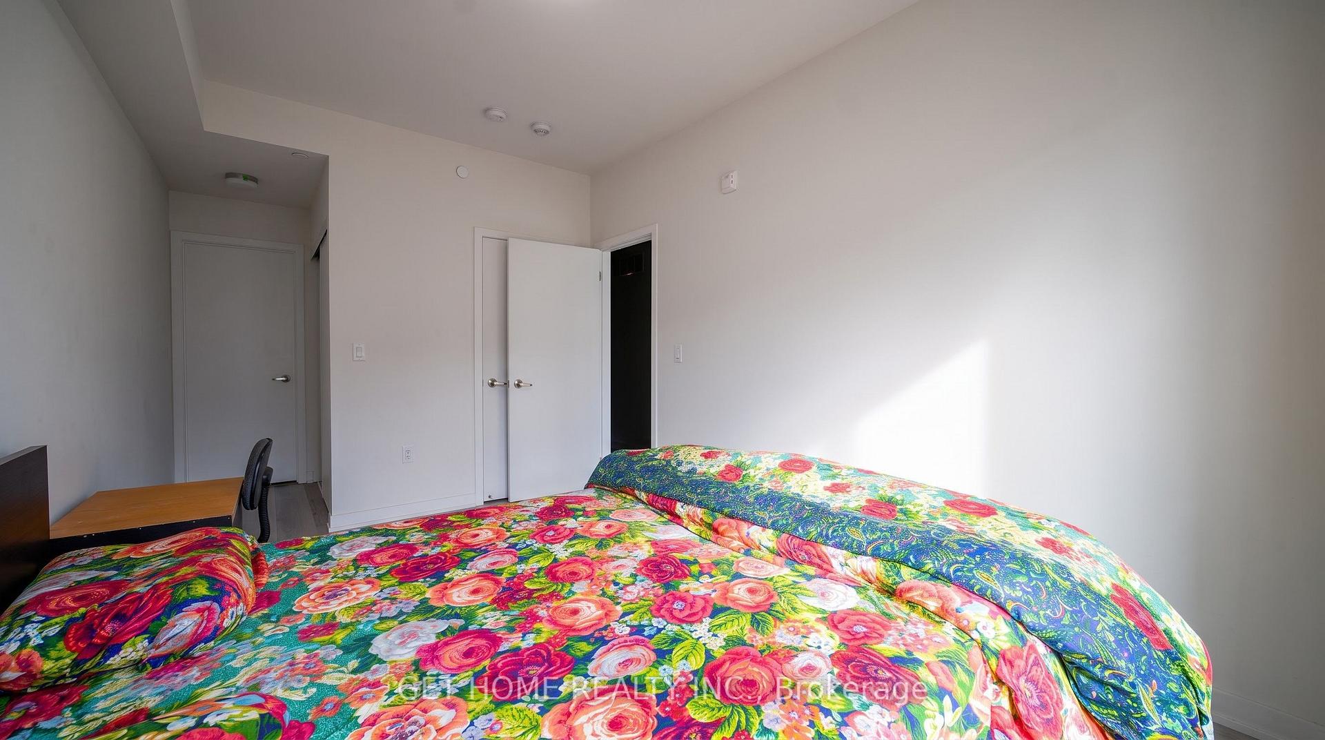 Photo 25 of Unit 5, 3415 Ridgeway Drive, Mississauga, Erin Mills — HOMEH