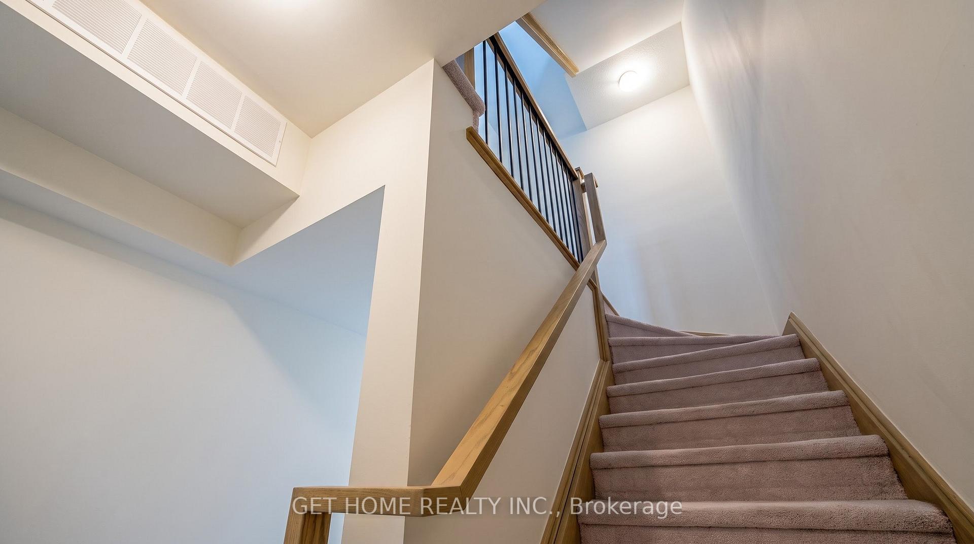 Photo 9 of Unit 5, 3415 Ridgeway Drive, Mississauga, Erin Mills — HOMEH