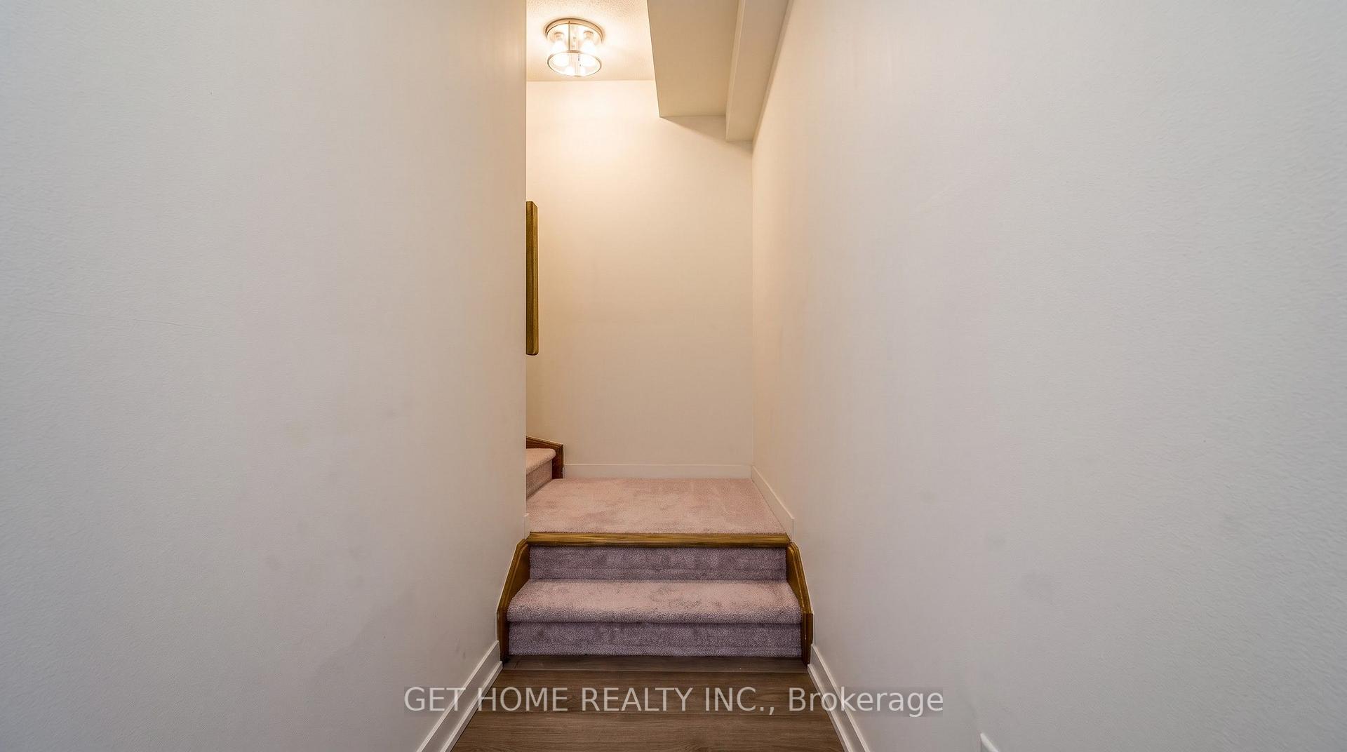 Photo 21 of Unit 5, 3415 Ridgeway Drive, Mississauga, Erin Mills — HOMEH