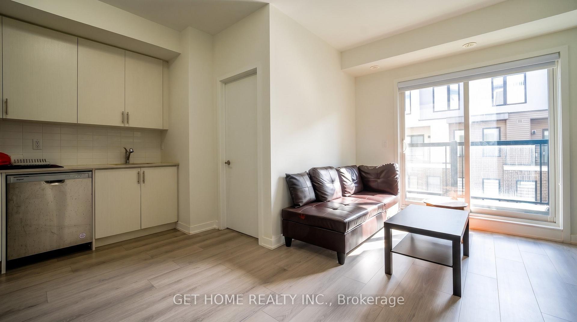 Photo 5 of Unit 5, 3415 Ridgeway Drive, Mississauga, Erin Mills — HOMEH