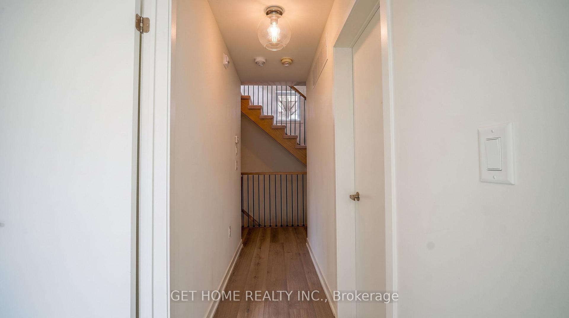Photo 7 of Unit 5, 3415 Ridgeway Drive, Mississauga, Erin Mills — HOMEH