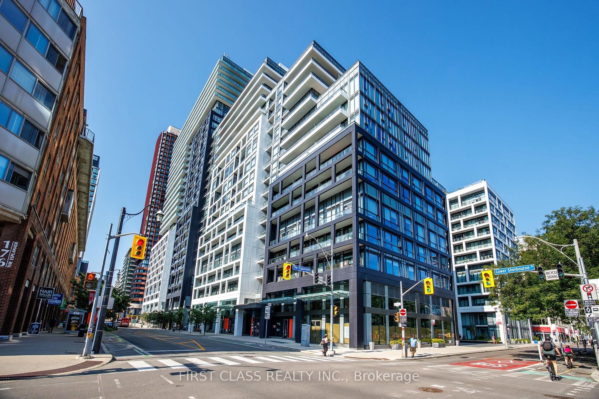 Photo of Unit LPH1840, 121 Lower Sherbourne Street