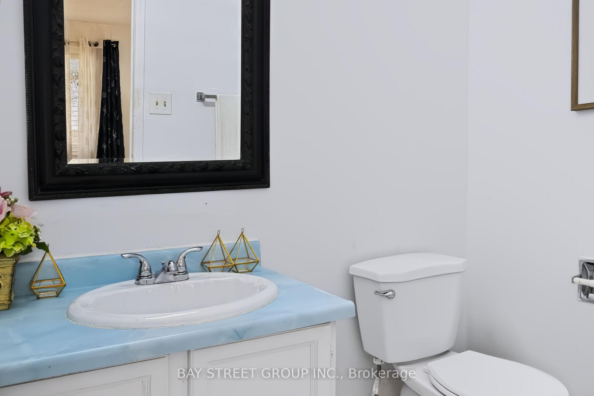 Photo 17 of 58 Tambrook Drive, Scarborough, L'Amoreaux — HOMEH