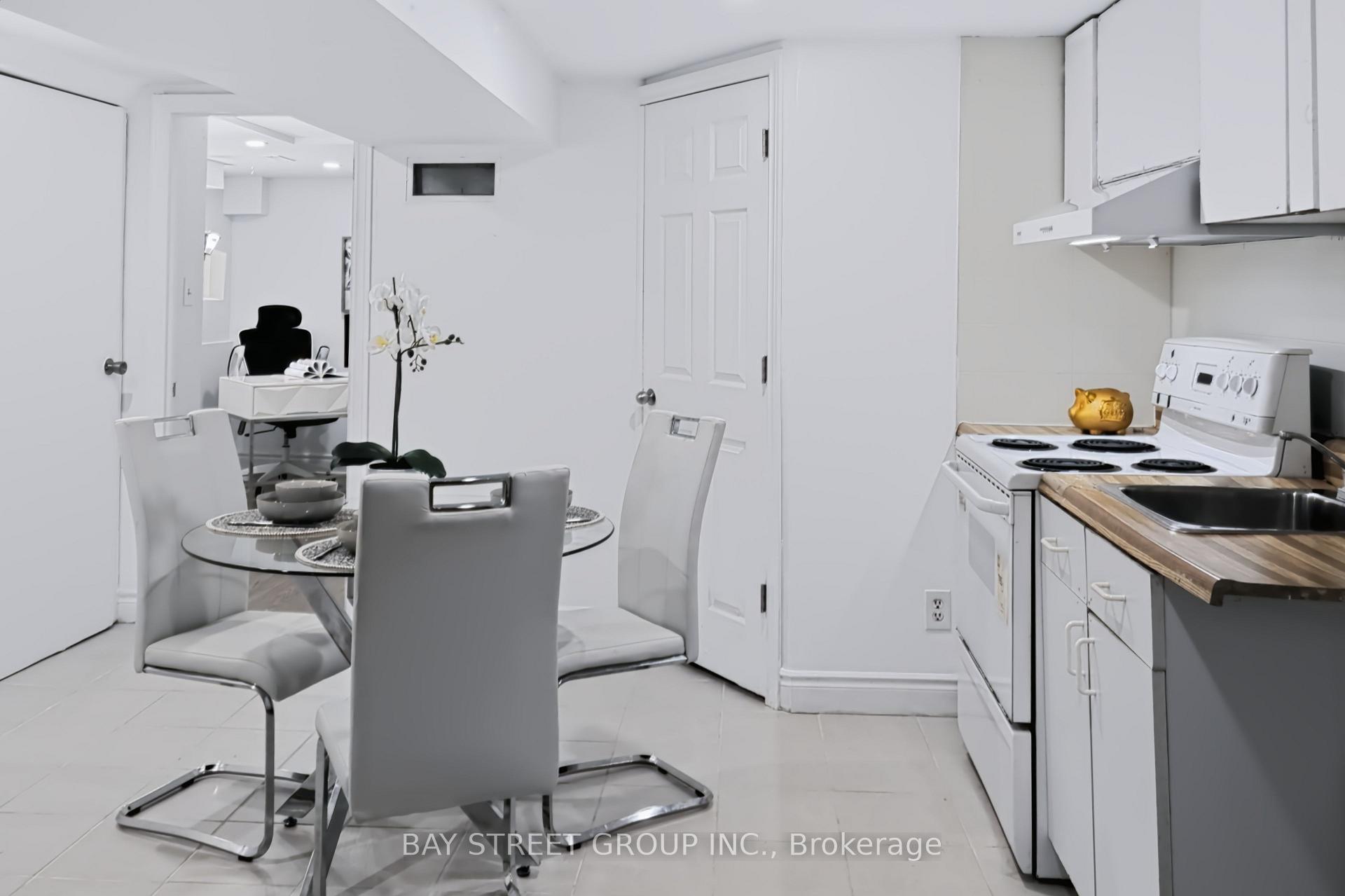 Photo 18 of 58 Tambrook Drive, Scarborough, L'Amoreaux — HOMEH