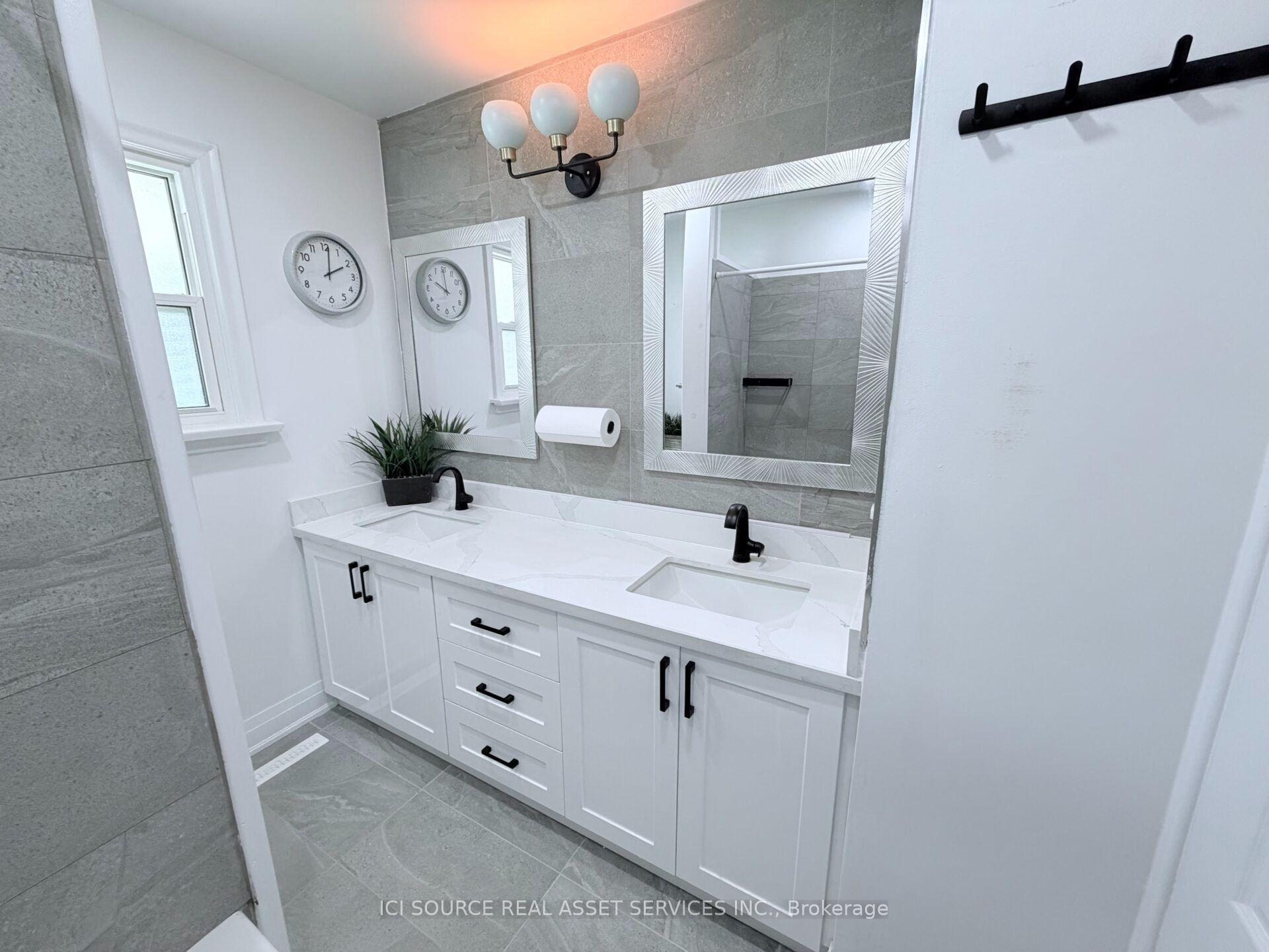 Photo 11 of 10 Draper Drive, St. Catharines, Vine/Linwell — HOMEH