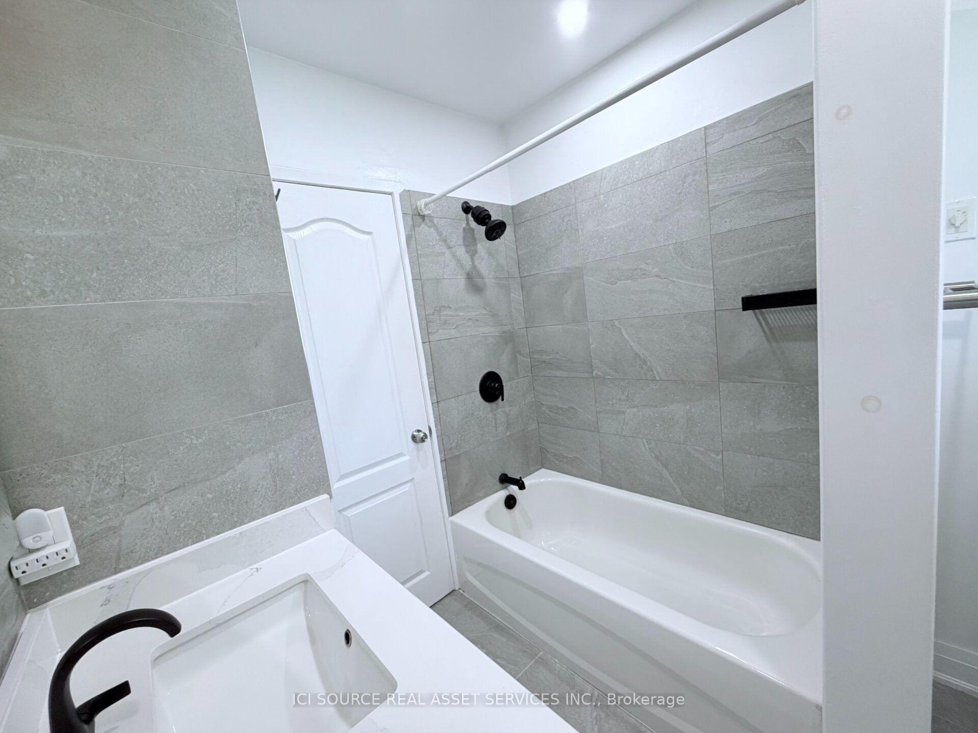 Photo 12 of 10 Draper Drive, St. Catharines, Vine/Linwell — HOMEH