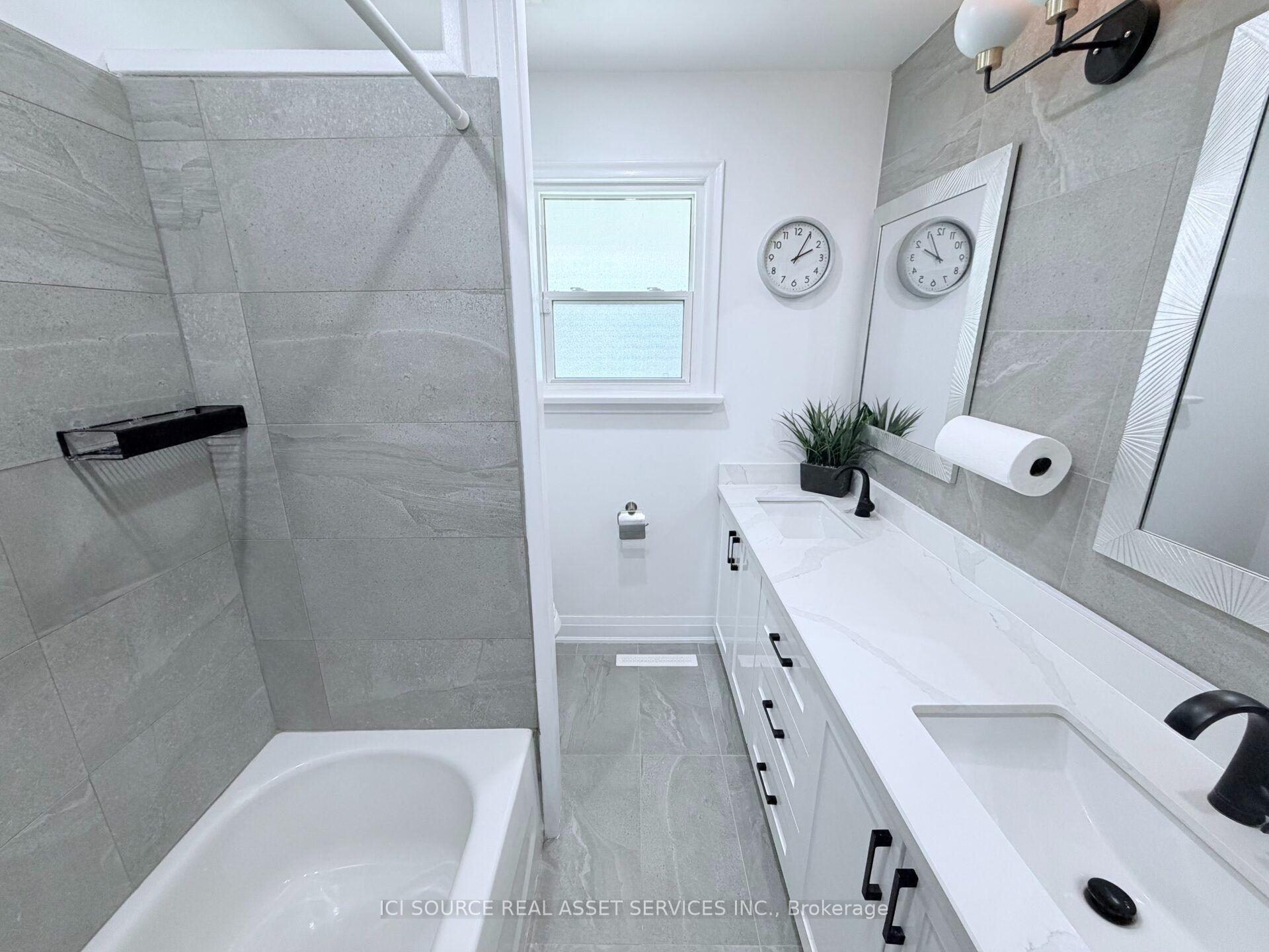 Photo 13 of 10 Draper Drive, St. Catharines, Vine/Linwell — HOMEH