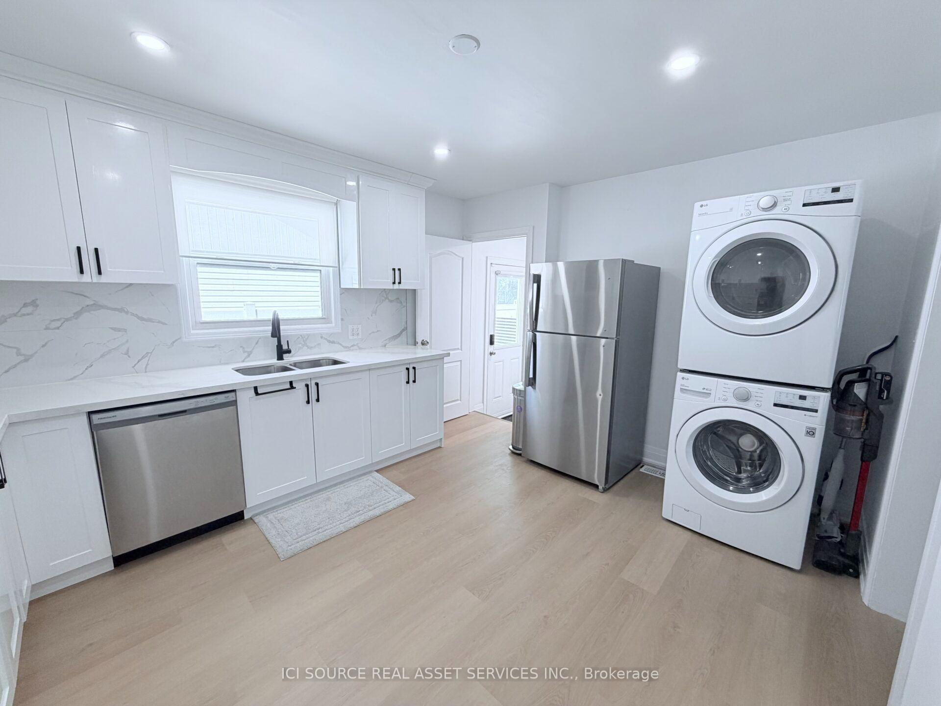 Photo 15 of 10 Draper Drive, St. Catharines, Vine/Linwell — HOMEH