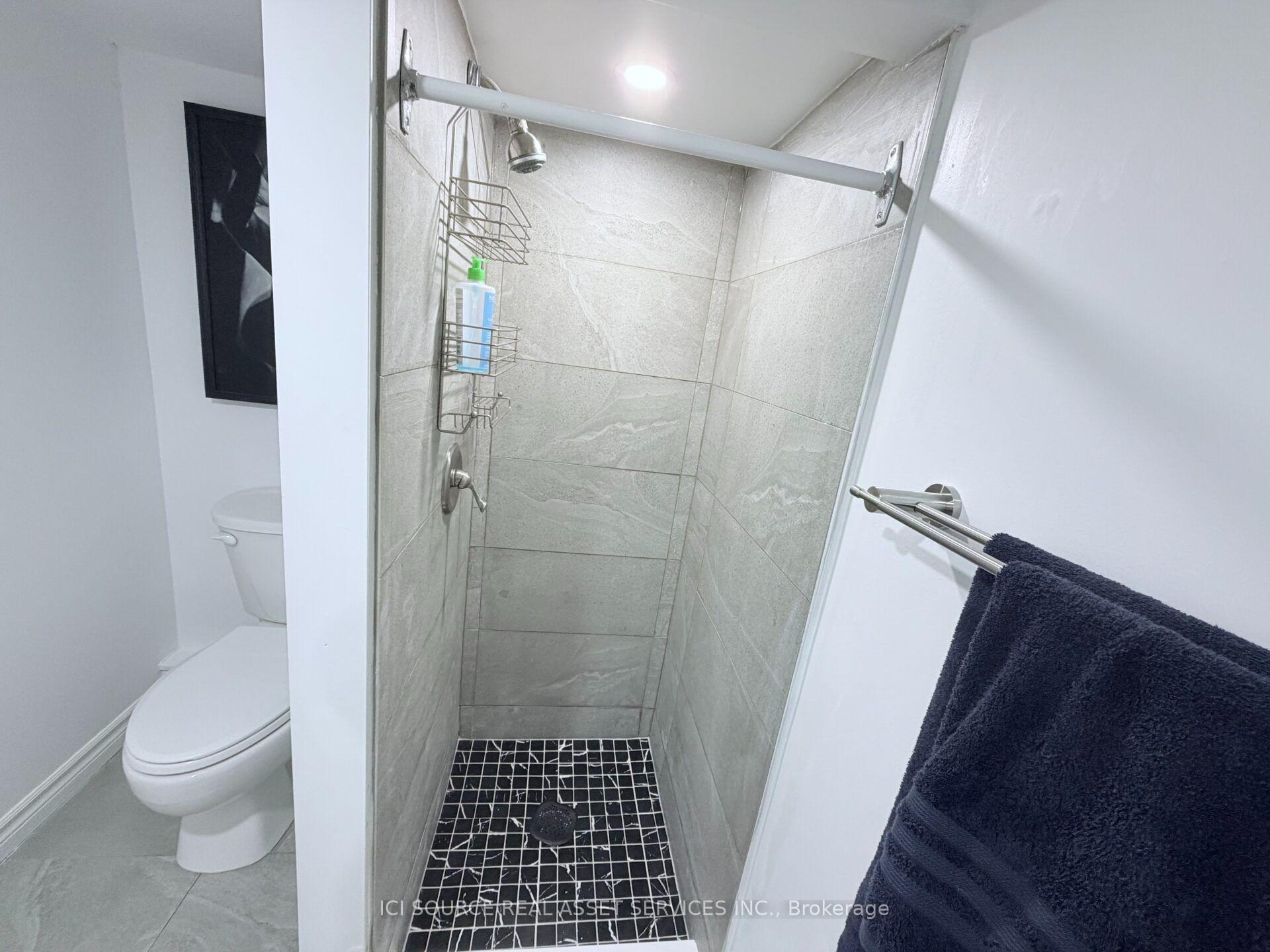 Photo 28 of 10 Draper Drive, St. Catharines, Vine/Linwell — HOMEH