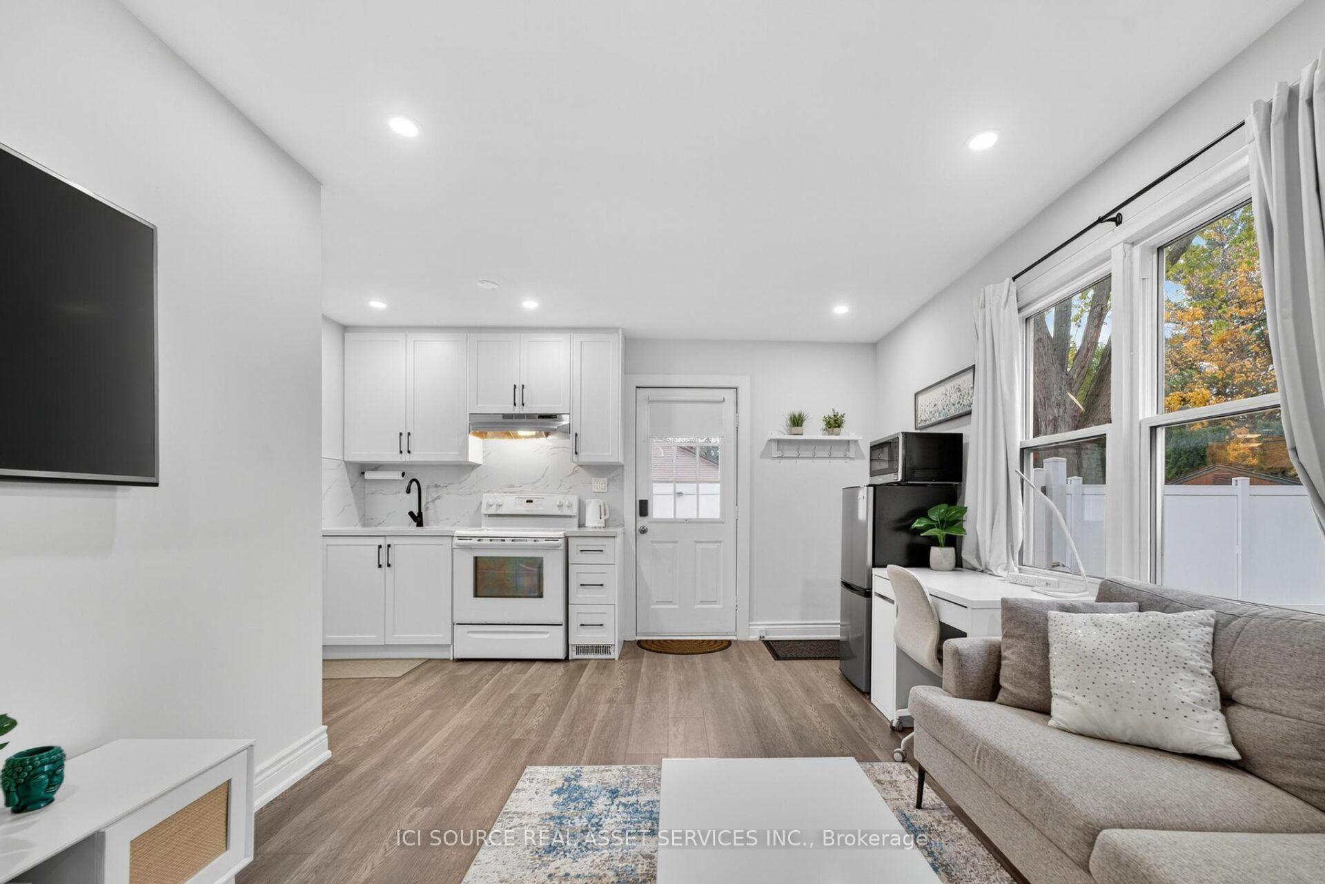 Photo 33 of 10 Draper Drive, St. Catharines, Vine/Linwell — HOMEH