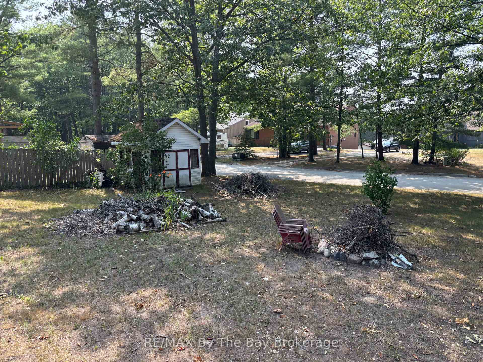 Photo 17 of 178 Oxbow Park Drive, Wasaga Beach — HOMEH