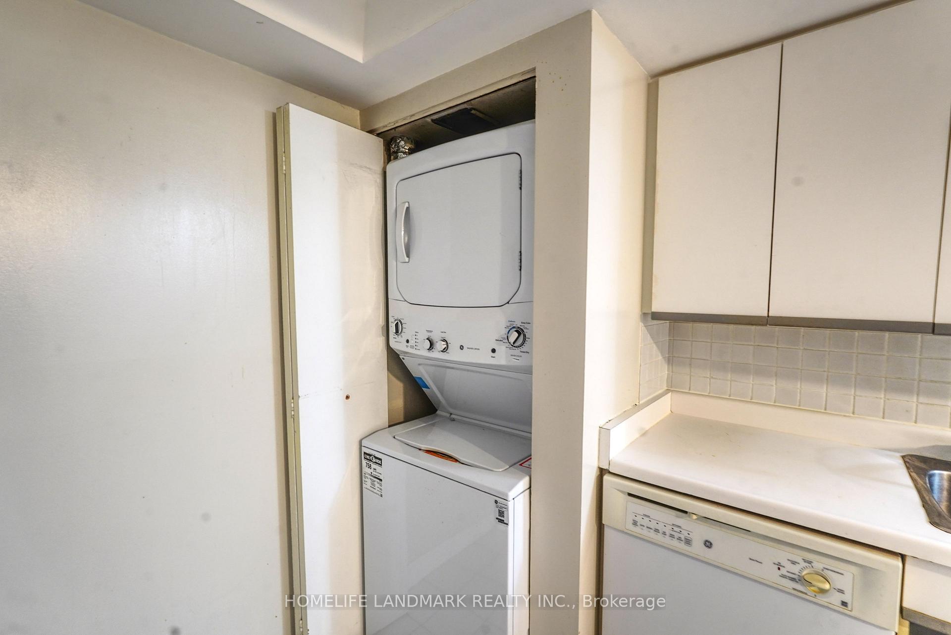 Photo 10 of Unit 511, 1001 Bay Street, Toronto, Bay Street Corridor — HOMEH