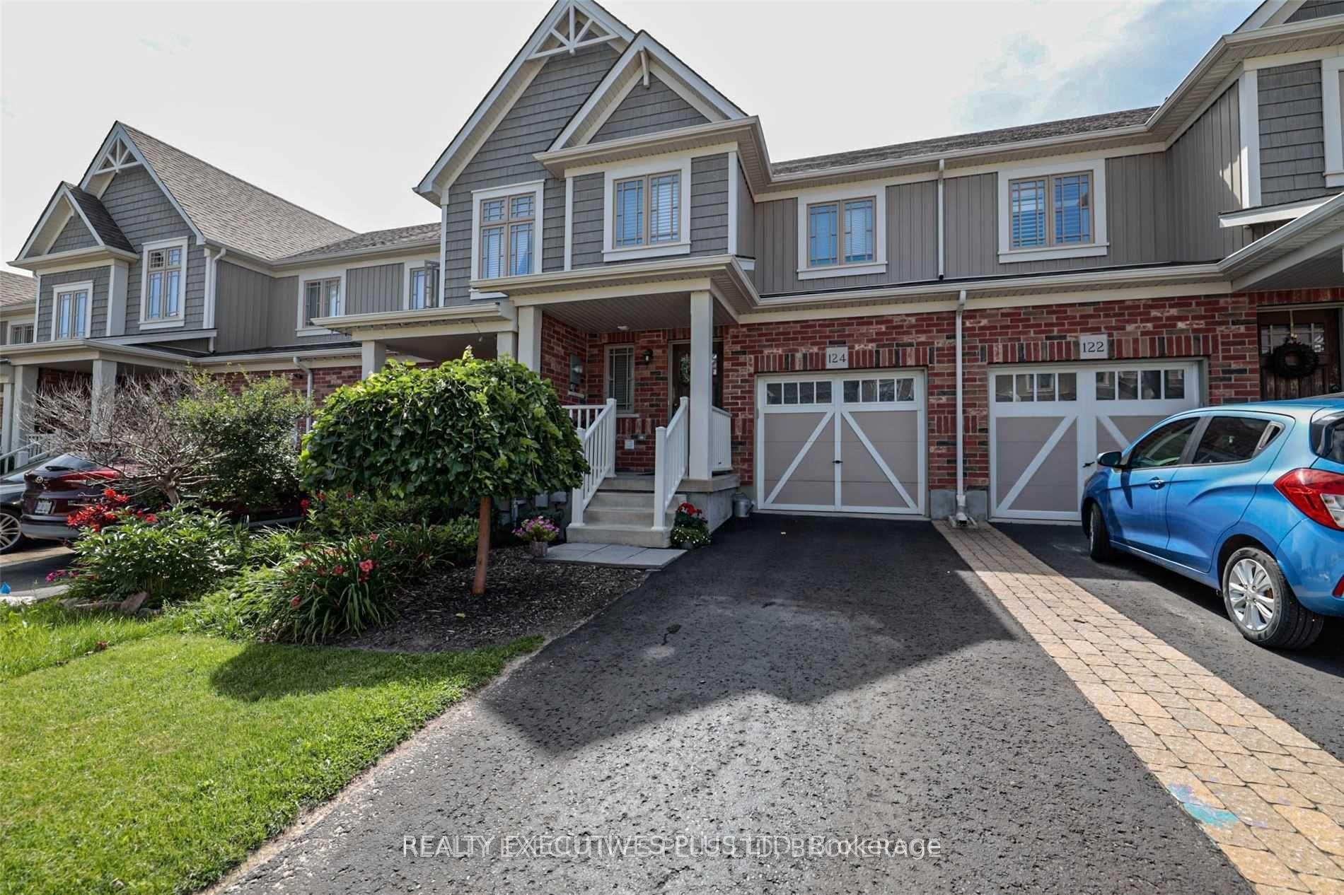 Photo 2 of 124 Preston Drive, Orangeville — HOMEH