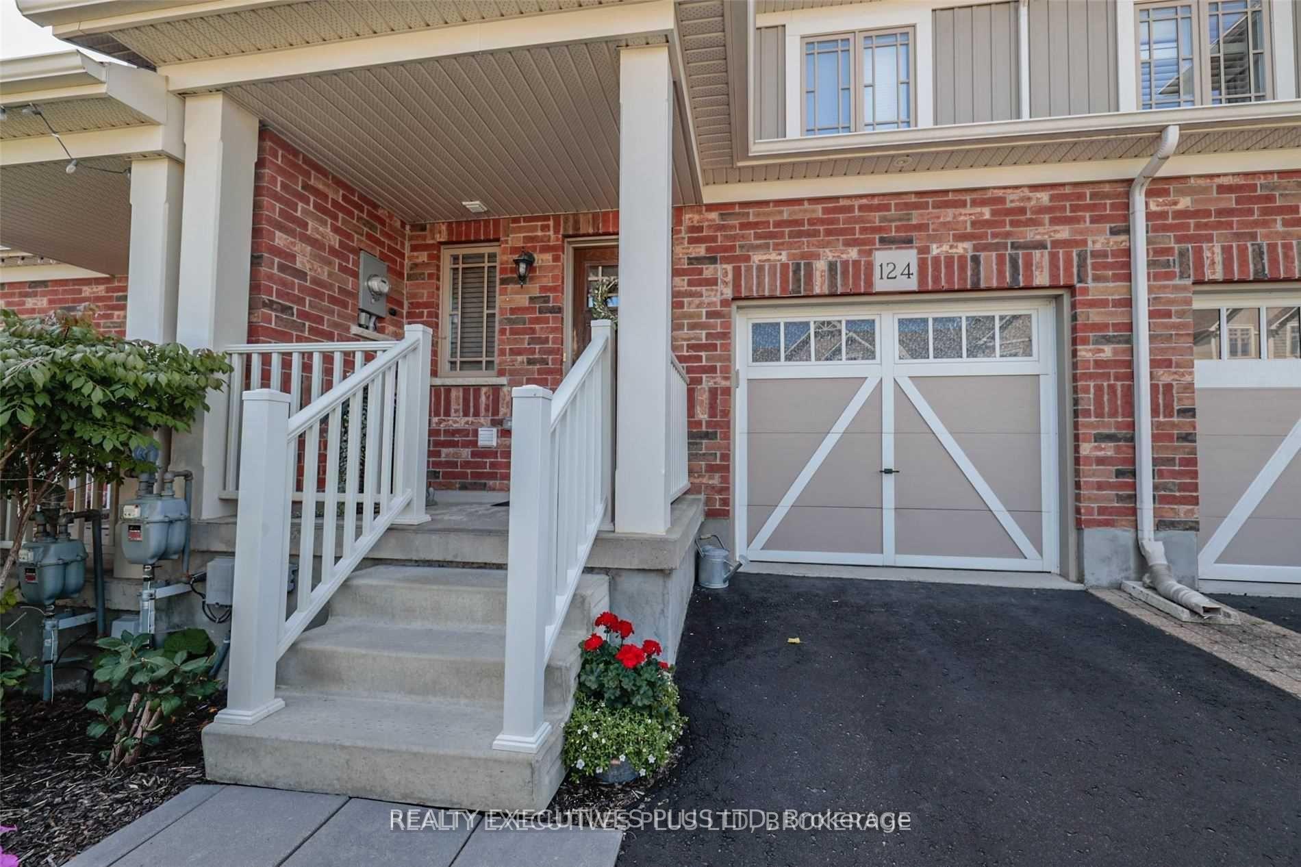 Photo 3 of 124 Preston Drive, Orangeville — HOMEH