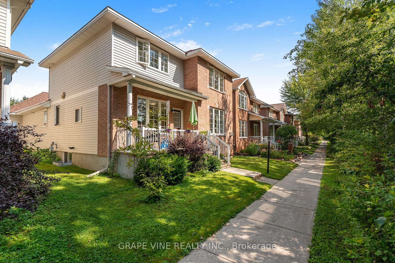 Photo 43 of 319 Parkin Circle, Ottawa, Blossom Park/Kemp Park/Findlay Creek — HOMEH