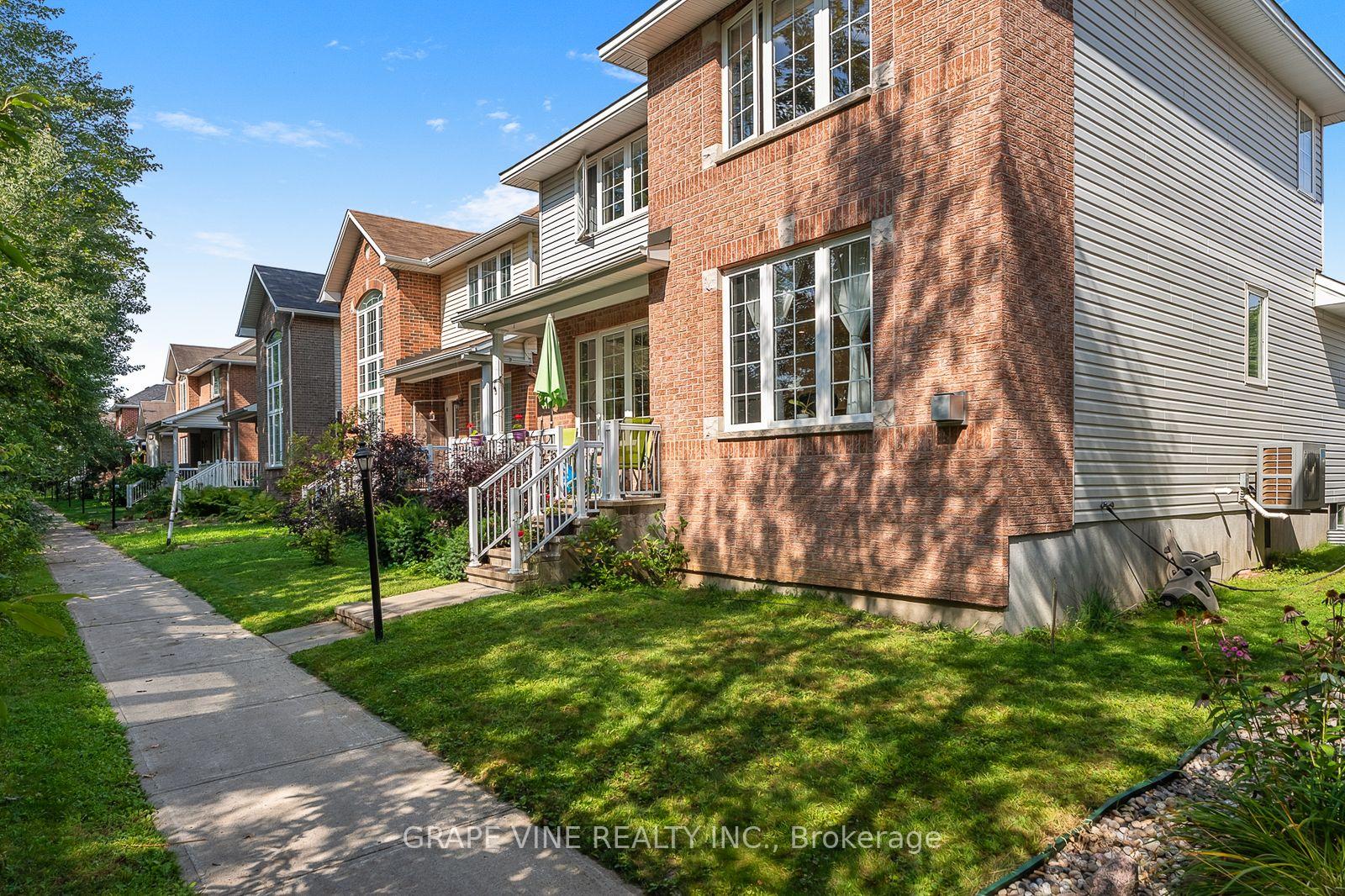 Photo 44 of 319 Parkin Circle, Ottawa, Blossom Park/Kemp Park/Findlay Creek — HOMEH