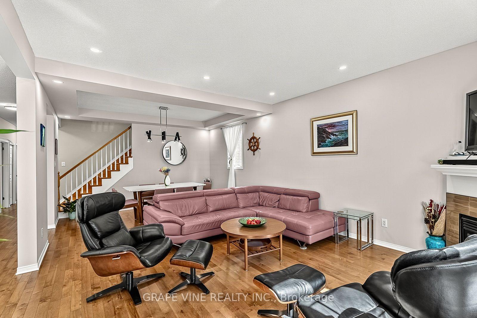 Photo 13 of 319 Parkin Circle, Ottawa, Blossom Park/Kemp Park/Findlay Creek — HOMEH