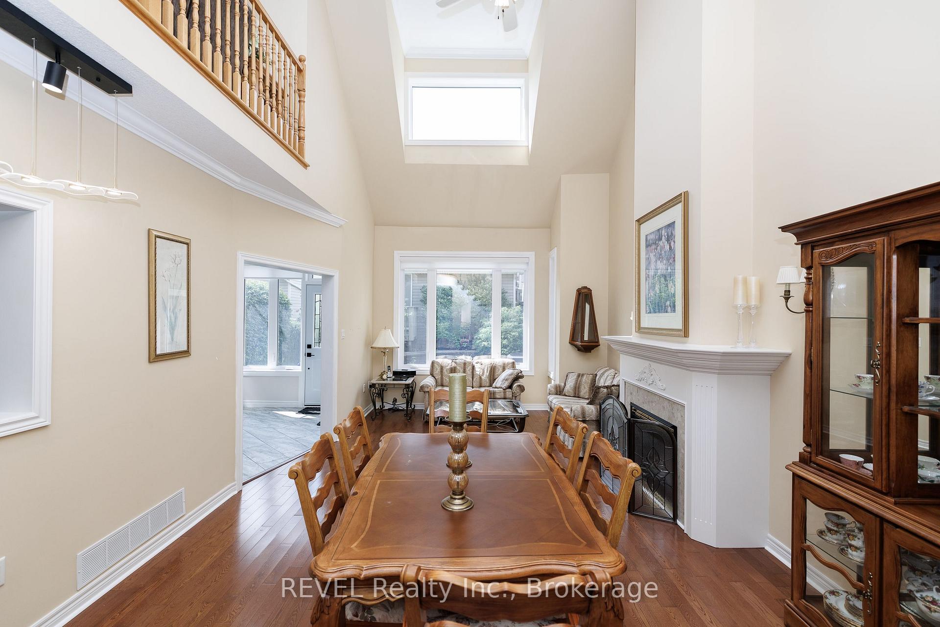 Photo 15 of 6280 Stonefield Park, Niagara Falls, Stamford — HOMEH