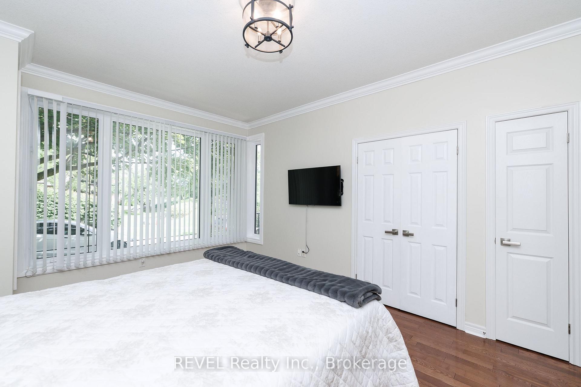 Photo 19 of 6280 Stonefield Park, Niagara Falls, Stamford — HOMEH