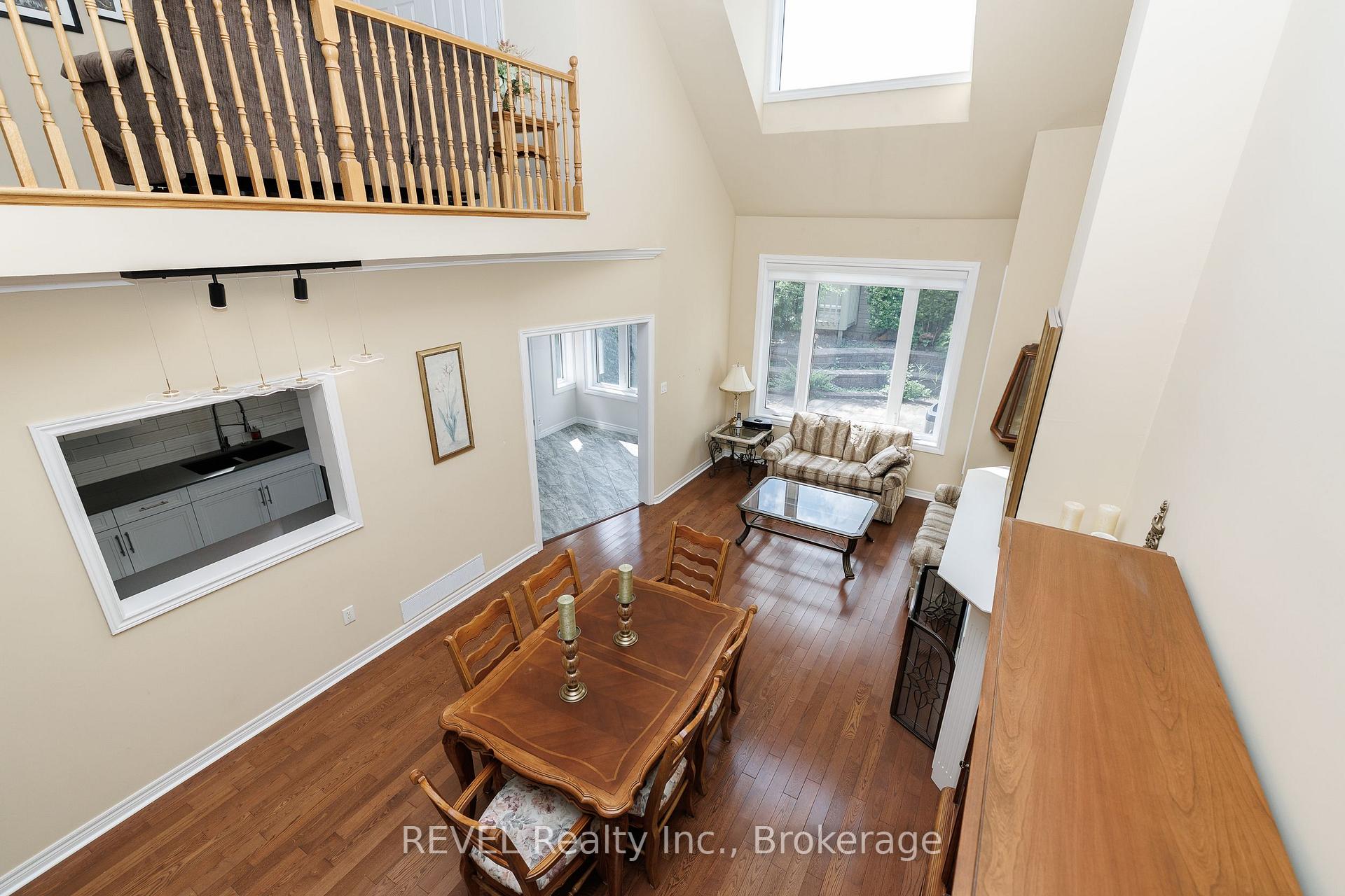 Photo 23 of 6280 Stonefield Park, Niagara Falls, Stamford — HOMEH