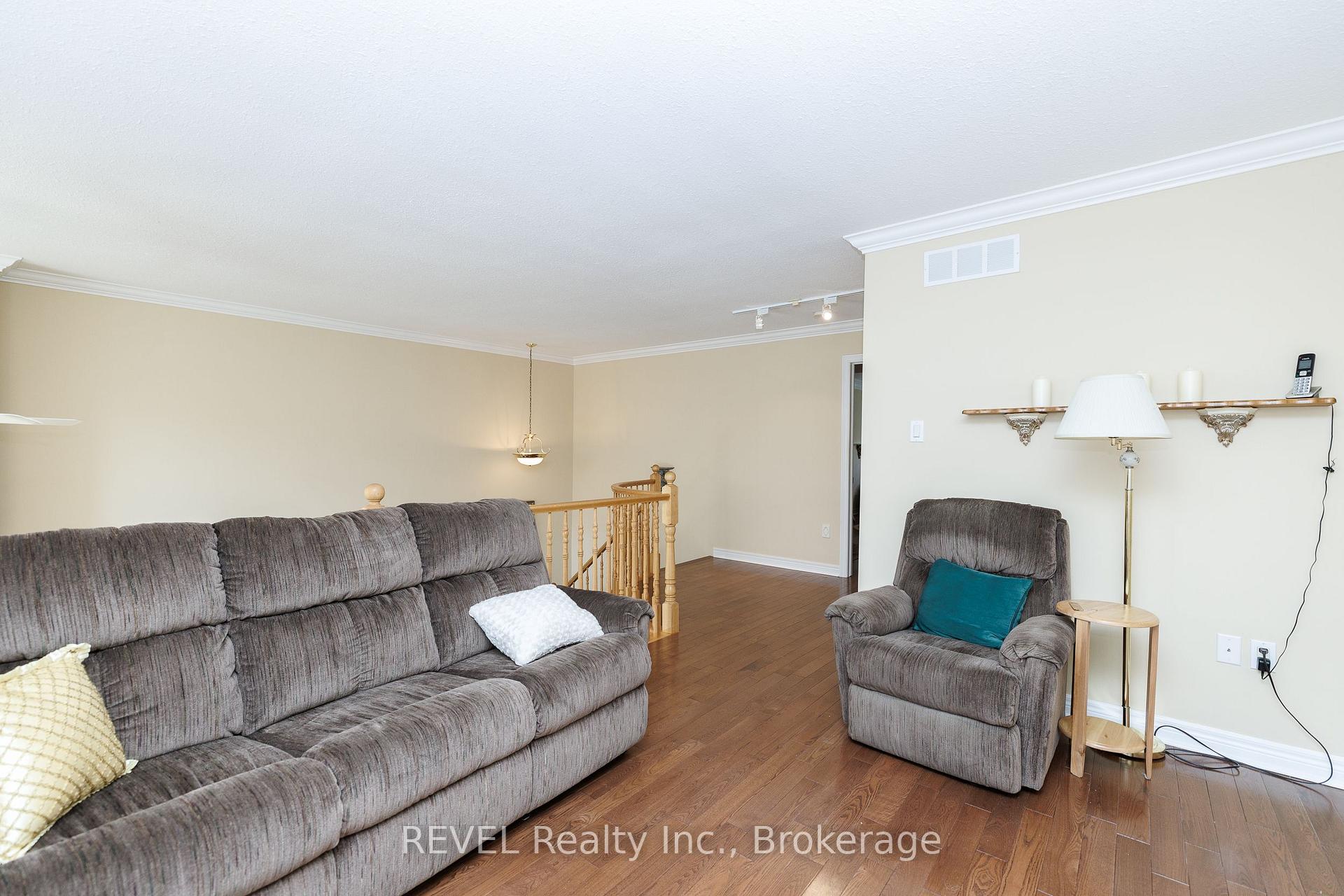 Photo 27 of 6280 Stonefield Park, Niagara Falls, Stamford — HOMEH