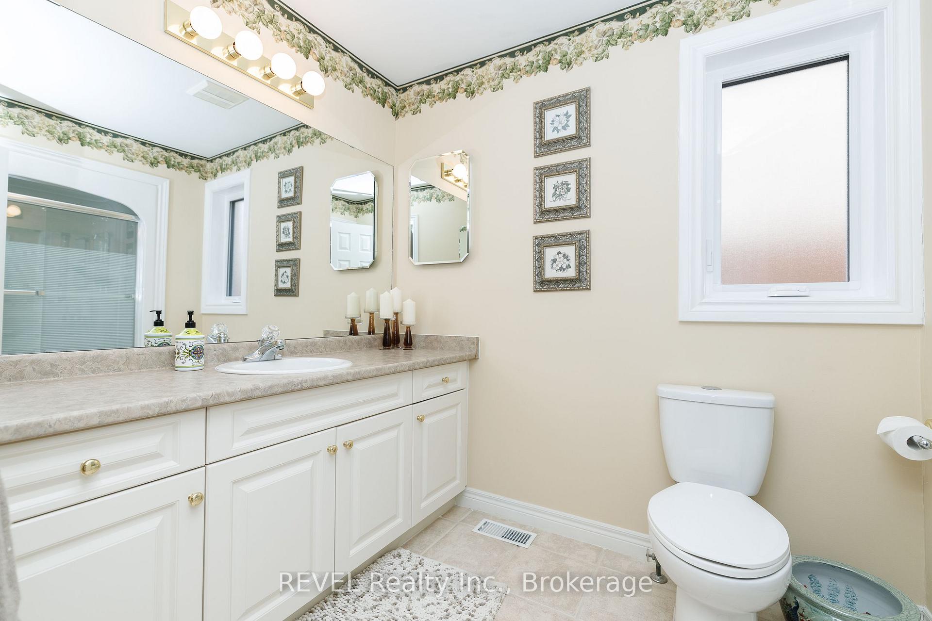 Photo 30 of 6280 Stonefield Park, Niagara Falls, Stamford — HOMEH