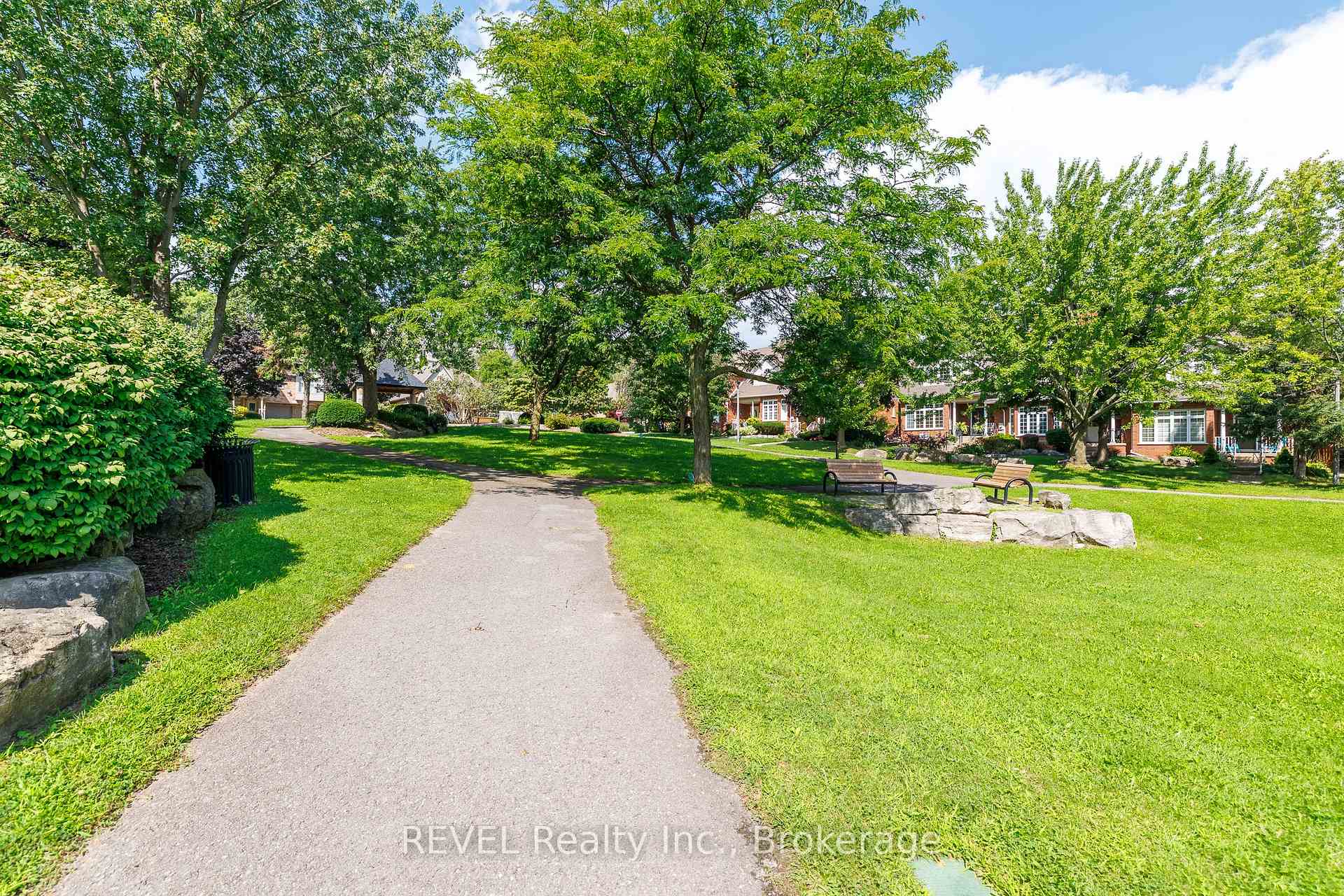 Photo 42 of 6280 Stonefield Park, Niagara Falls, Stamford — HOMEH