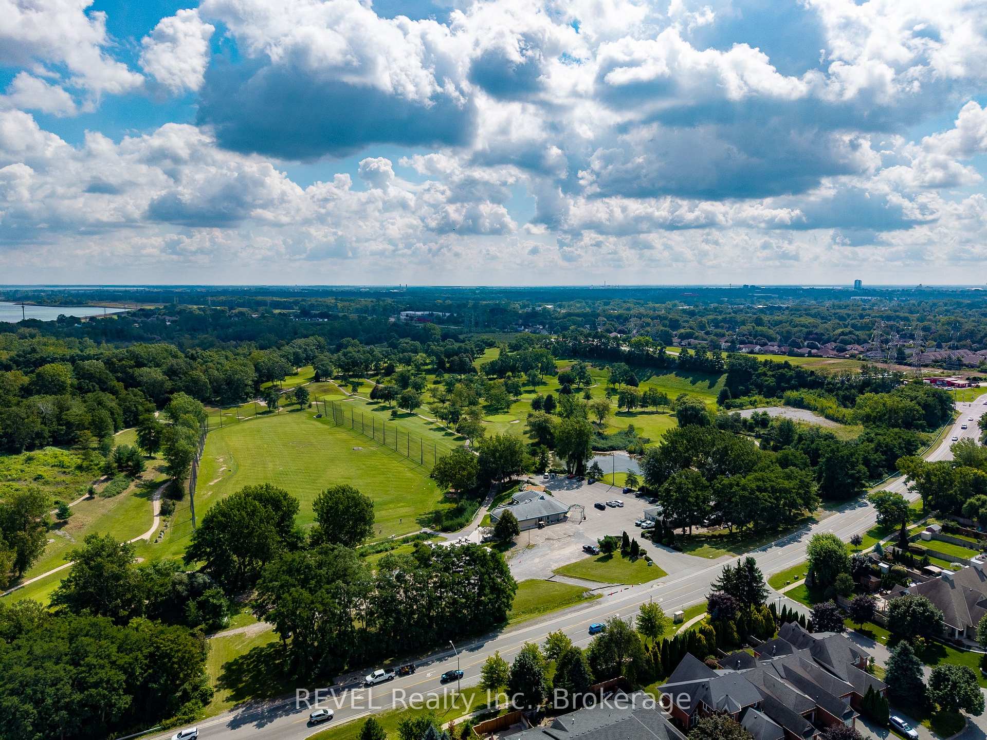 Photo 46 of 6280 Stonefield Park, Niagara Falls, Stamford — HOMEH