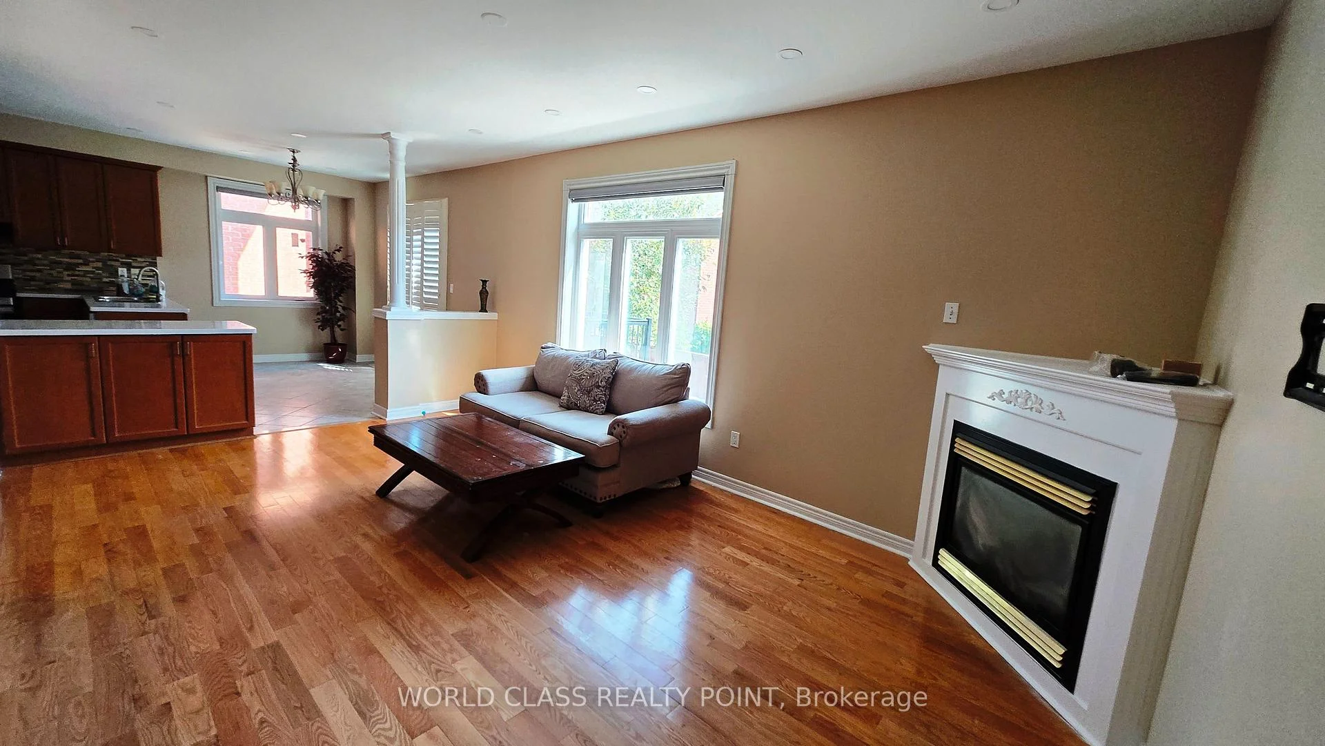 Photo 8 of 39 Tremblay Avenue, Vaughan, Vellore Village — HOMEH