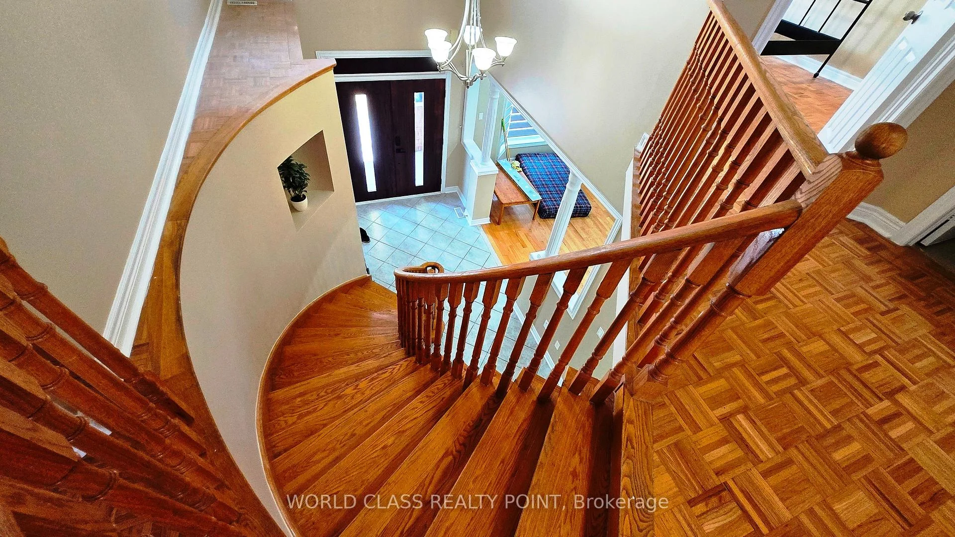 Photo 17 of 39 Tremblay Avenue, Vaughan, Vellore Village — HOMEH
