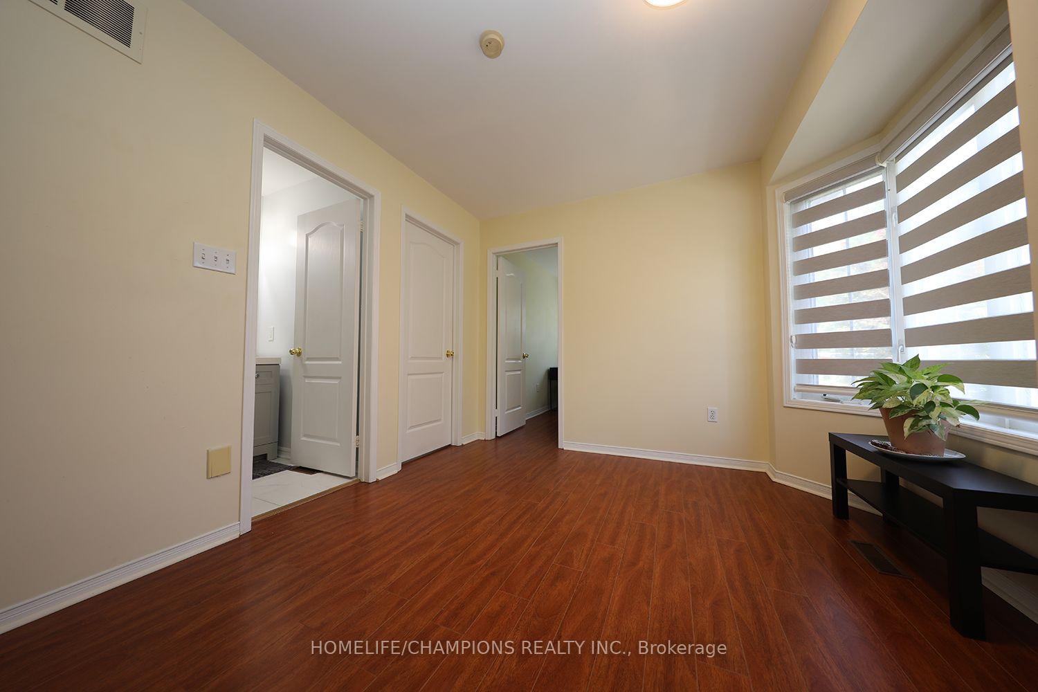 Photo 13 of 16 Echo Glen Road, Scarborough, Morningside — HOMEH