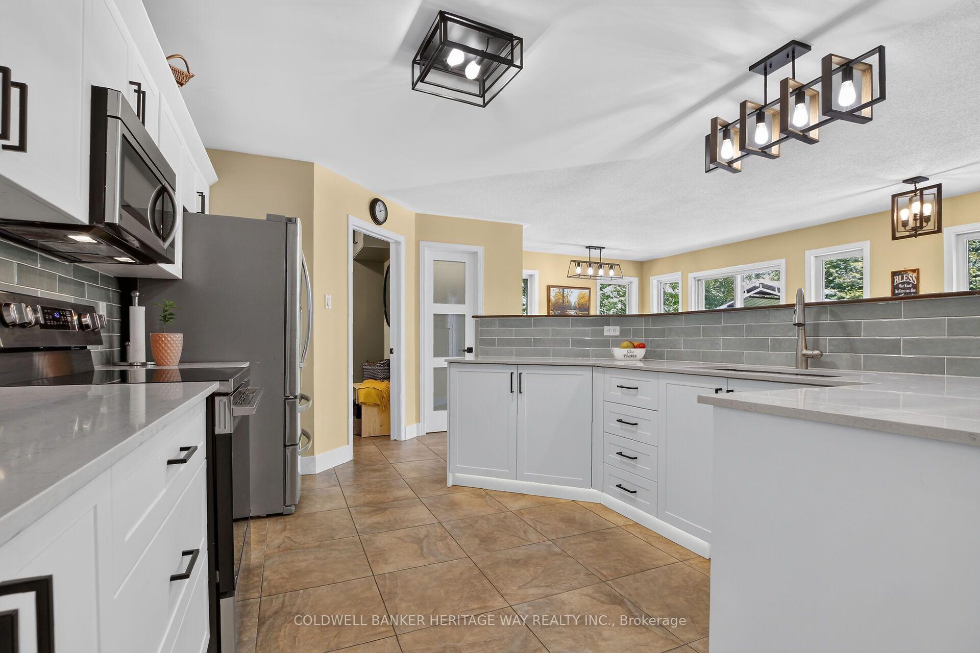 Photo 10 of 515 Balmoral Drive, Beckwith, Beckwith Twp — HOMEH