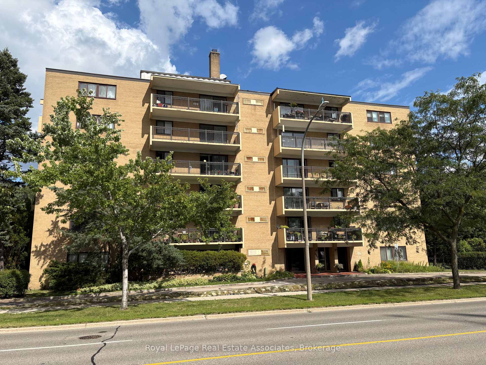 Front of Unit 408, 557 The East Mall